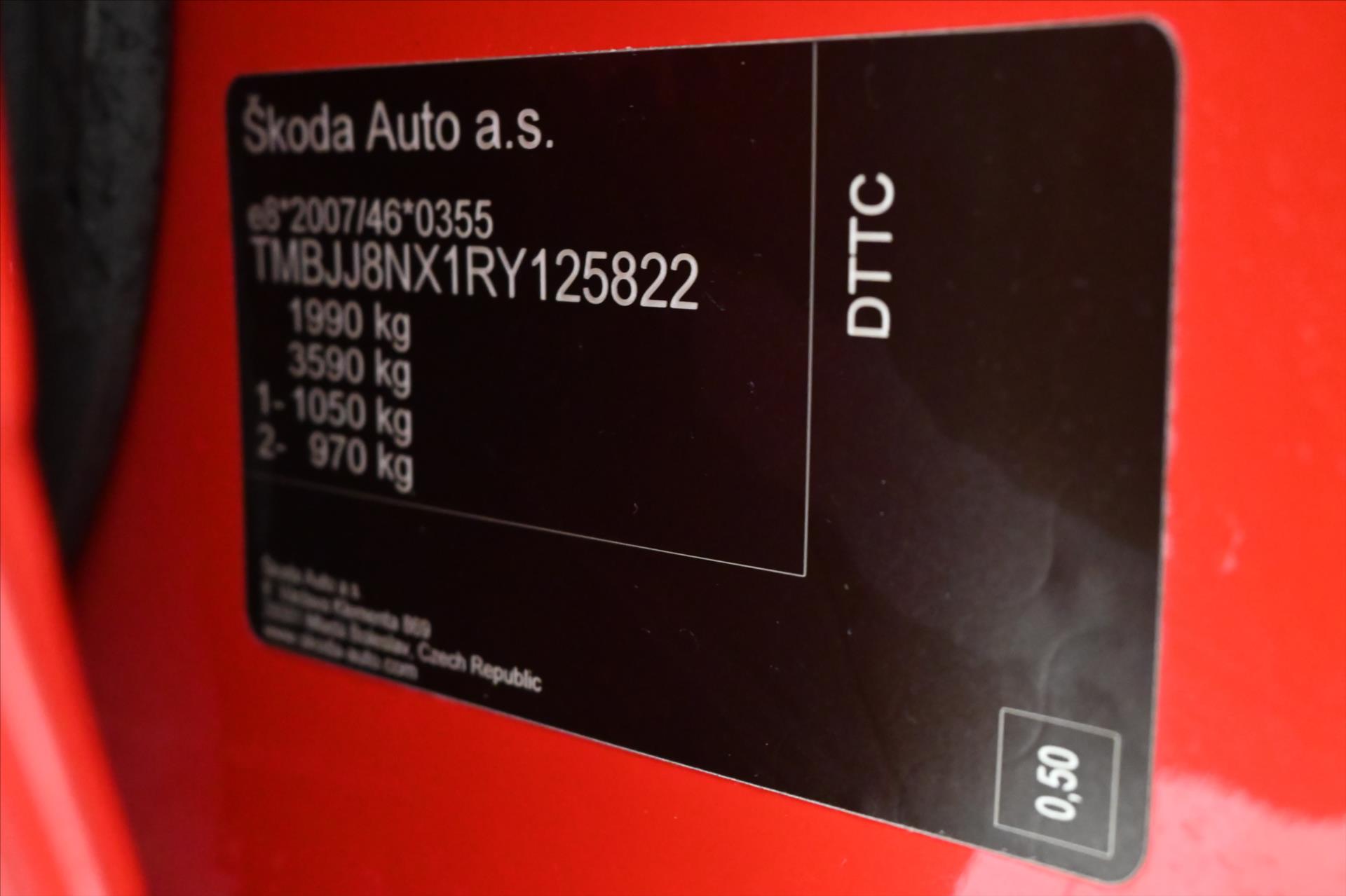 Hlavní fotografie vozu Škoda Octavia 2,0 110kW DSG Ambition Záruka až 5 let (13)