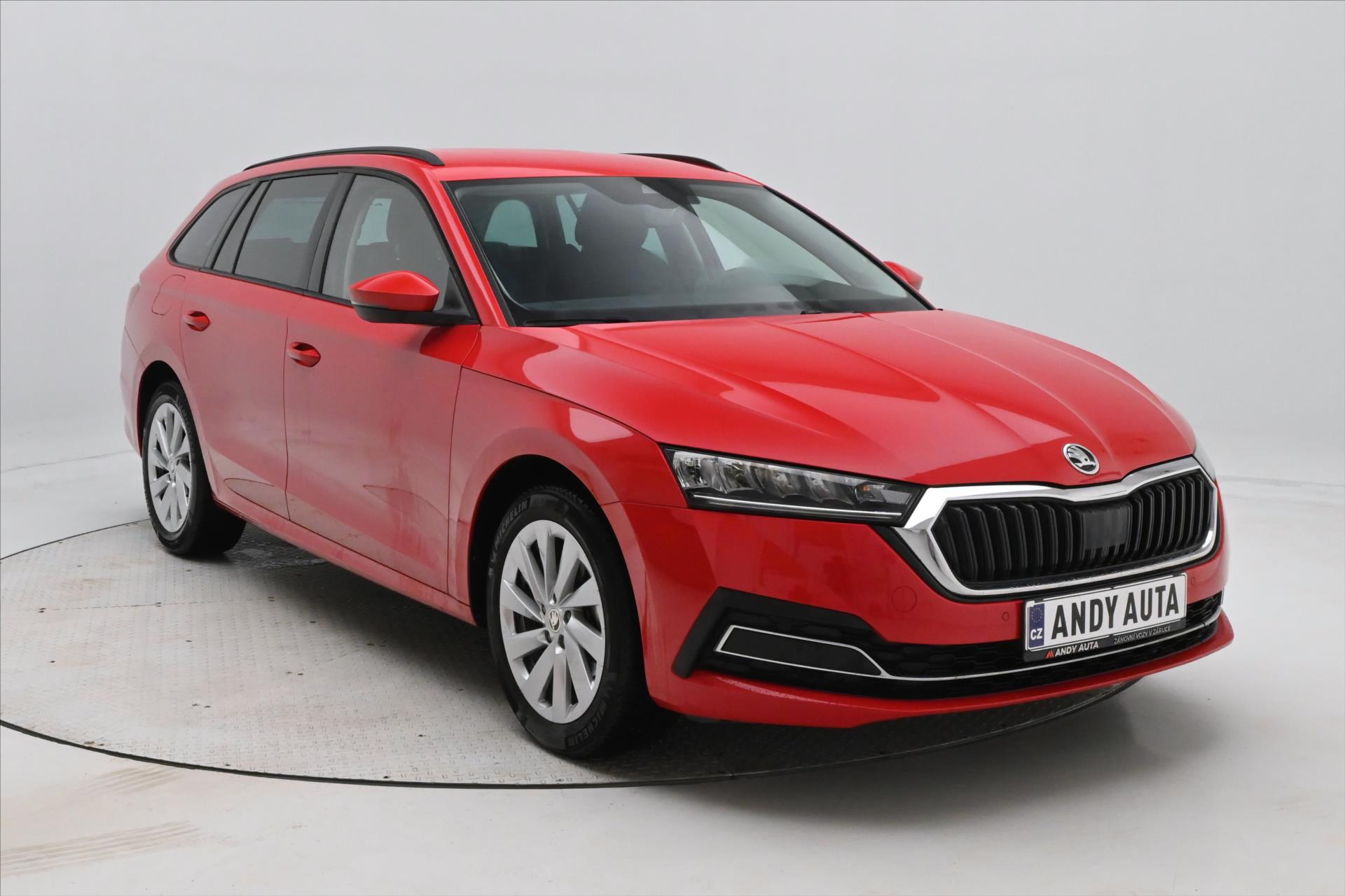 Hlavní fotografie vozu Škoda Octavia 2,0 110kW DSG Ambition Záruka až 5 let (4)