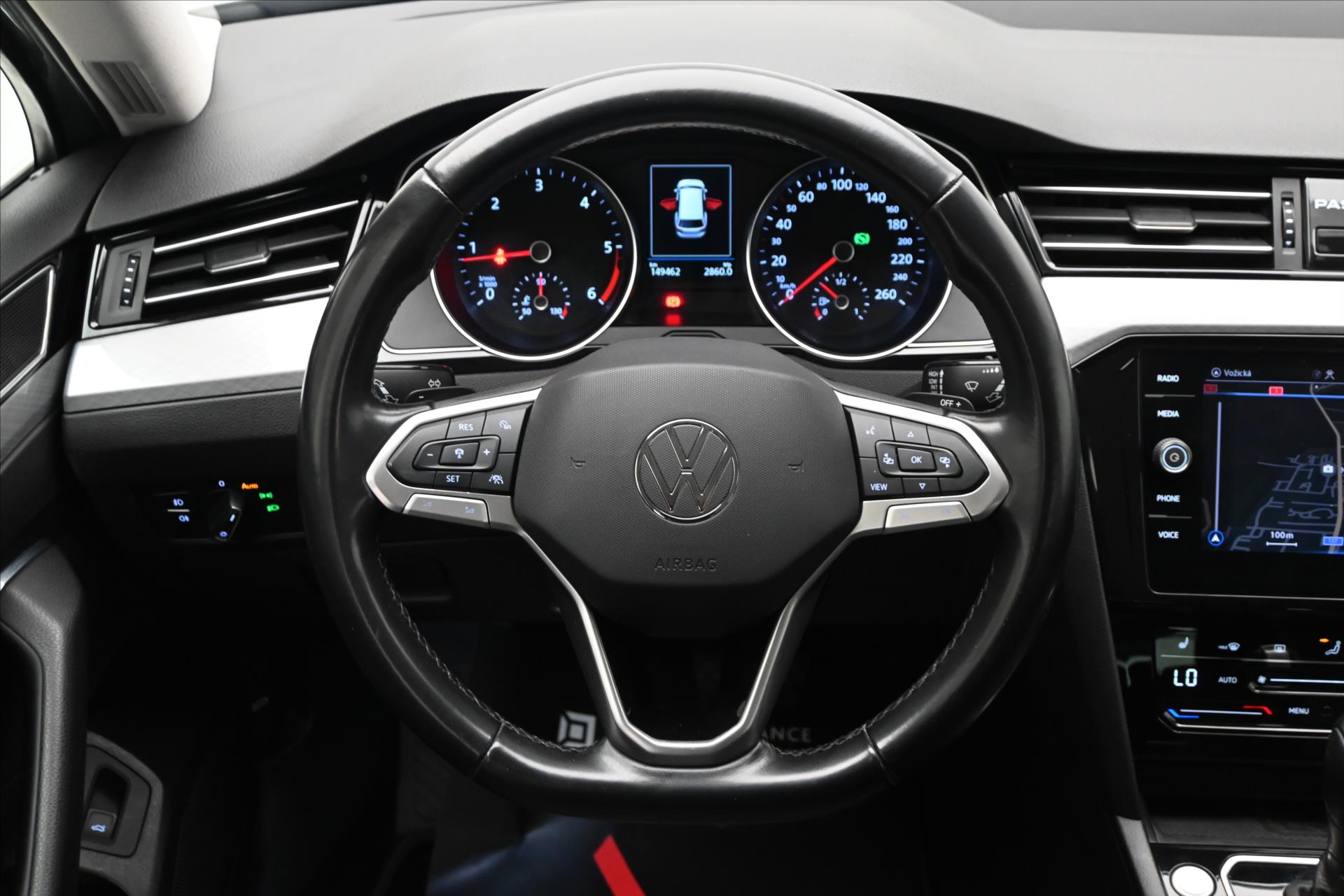 Main photo of the car Volkswagen Passat 2.0 TDI 110kW DSG Business Warranty up to 5 years (18)