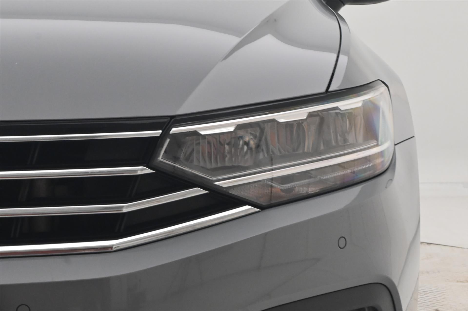 Main photo of the car Volkswagen Passat 2.0 TDI 110kW DSG Business Warranty up to 5 years (29)
