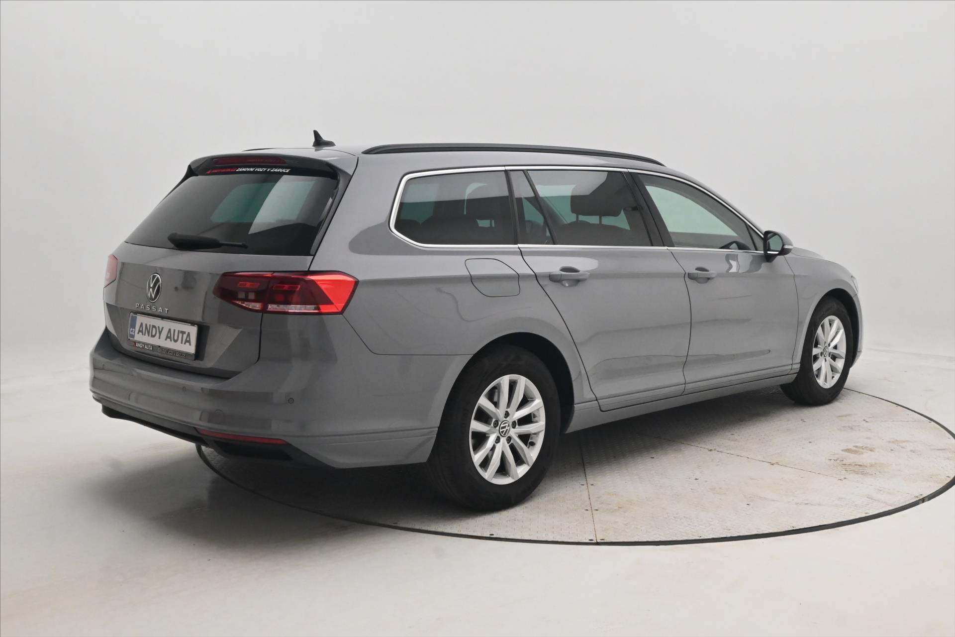 Main photo of the car Volkswagen Passat 2.0 TDI 110kW DSG Business Warranty up to 5 years (5)