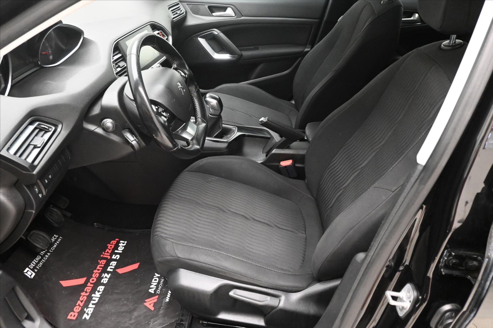 Hlavní fotografie vozu Peugeot 308 1,6 BlueHDi 73kW tažné Záruka až 5 let (13)