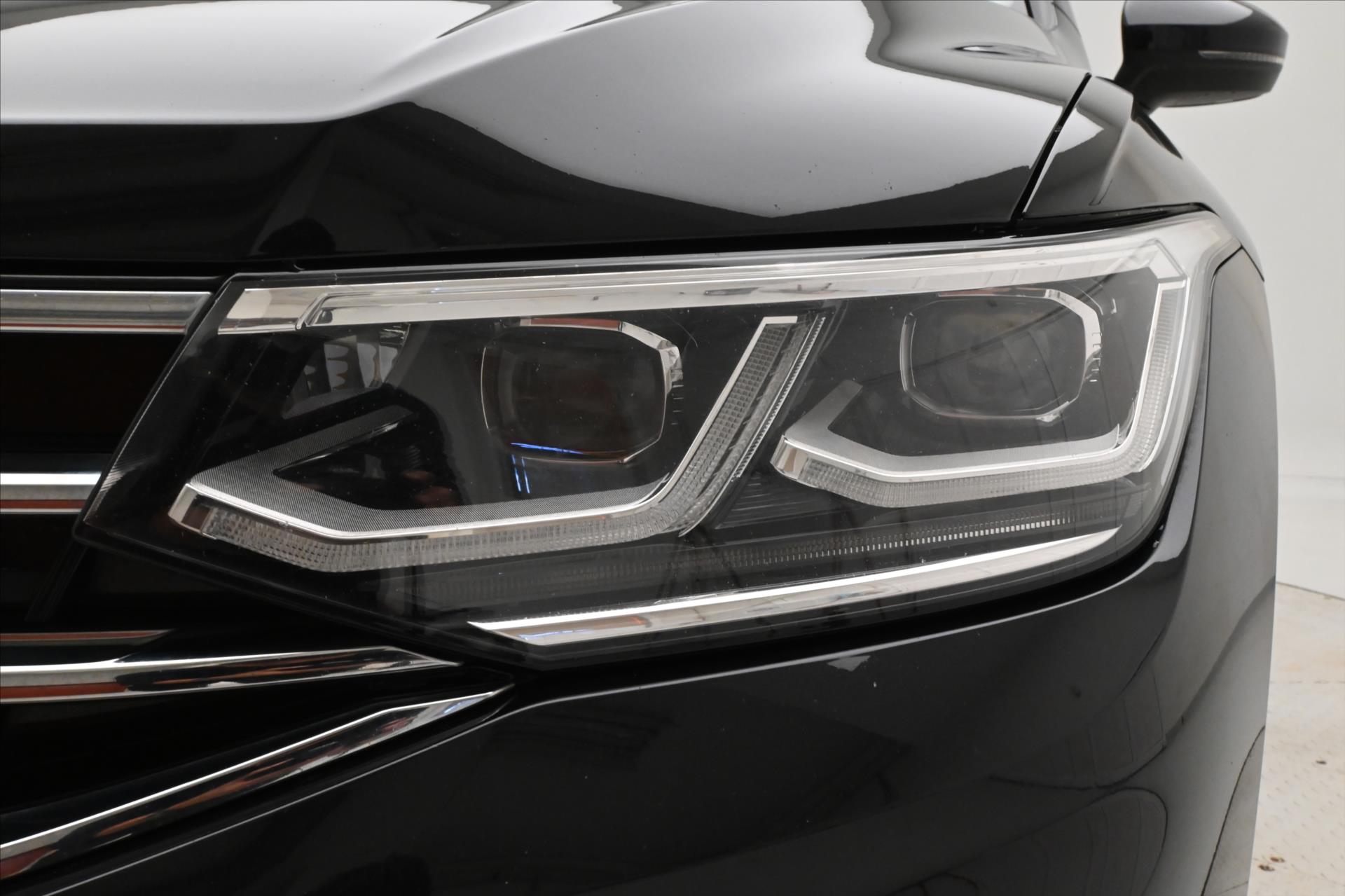 Hlavní fotografie vozu Volkswagen Tiguan 1,4 TSI eHybrid 110kW DSG Záruka až 5 let (31)