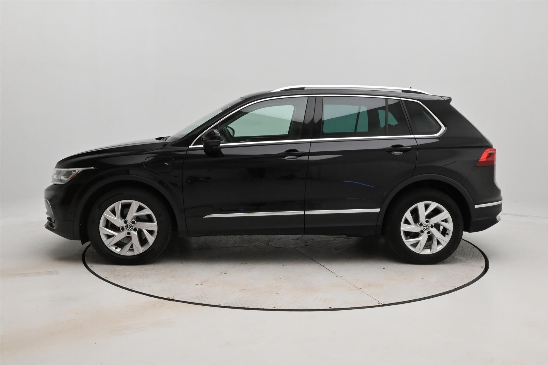 Hlavní fotografie vozu Volkswagen Tiguan 1,4 TSI eHybrid 110kW DSG Záruka až 5 let (8)