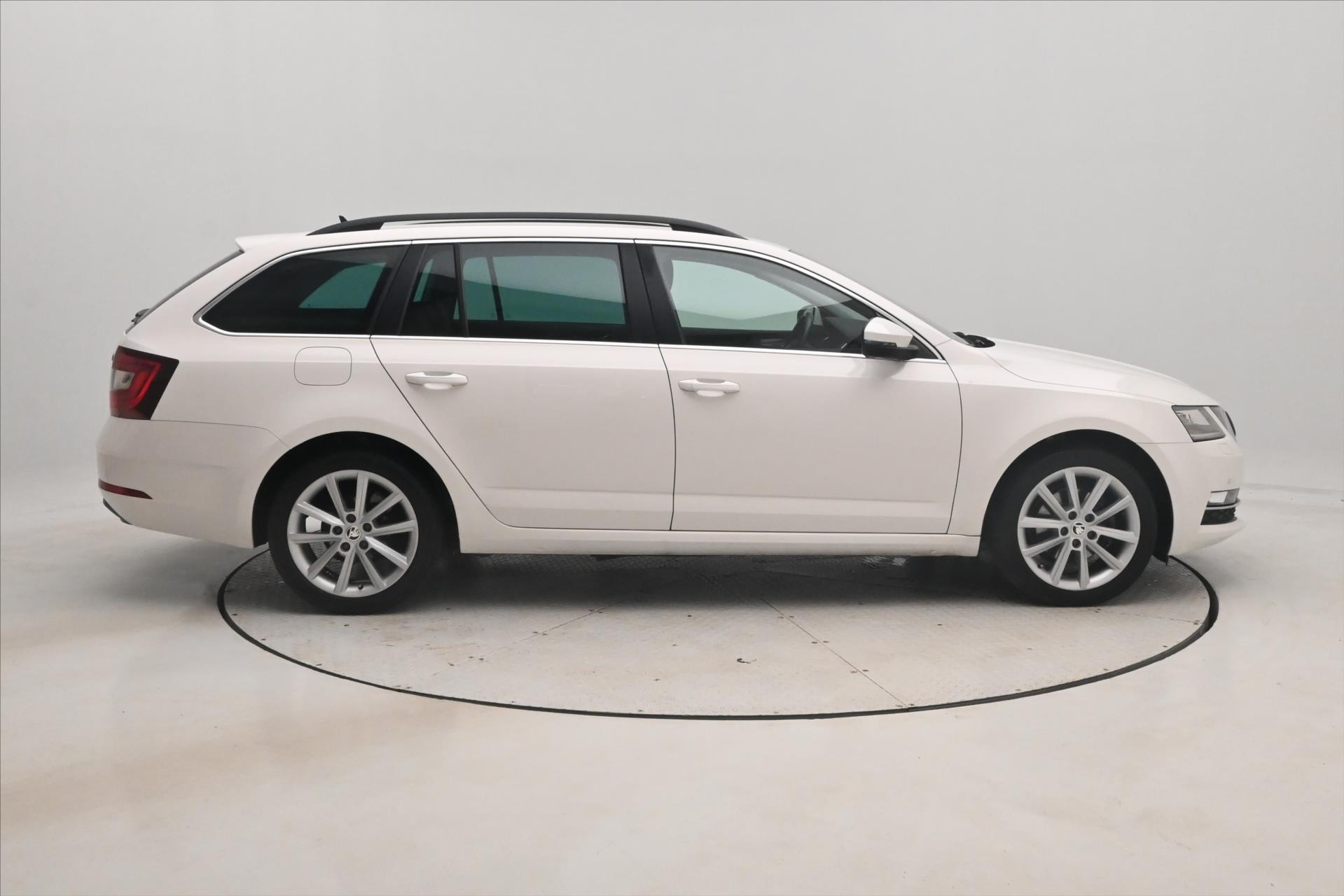 Hlavní fotografie vozu Škoda Octavia 1,5 TSI 110kW Style Záruka až 5 let (4)