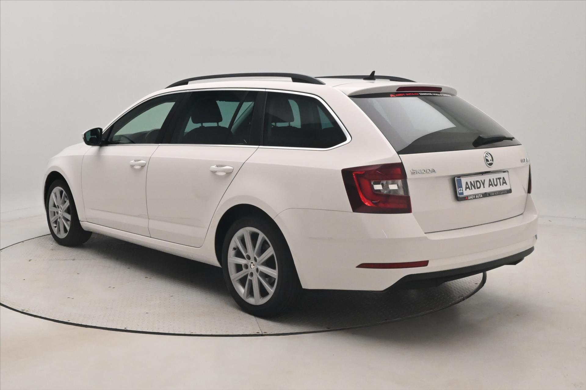 Hlavní fotografie vozu Škoda Octavia 1,5 TSI 110kW Style Záruka až 5 let (7)