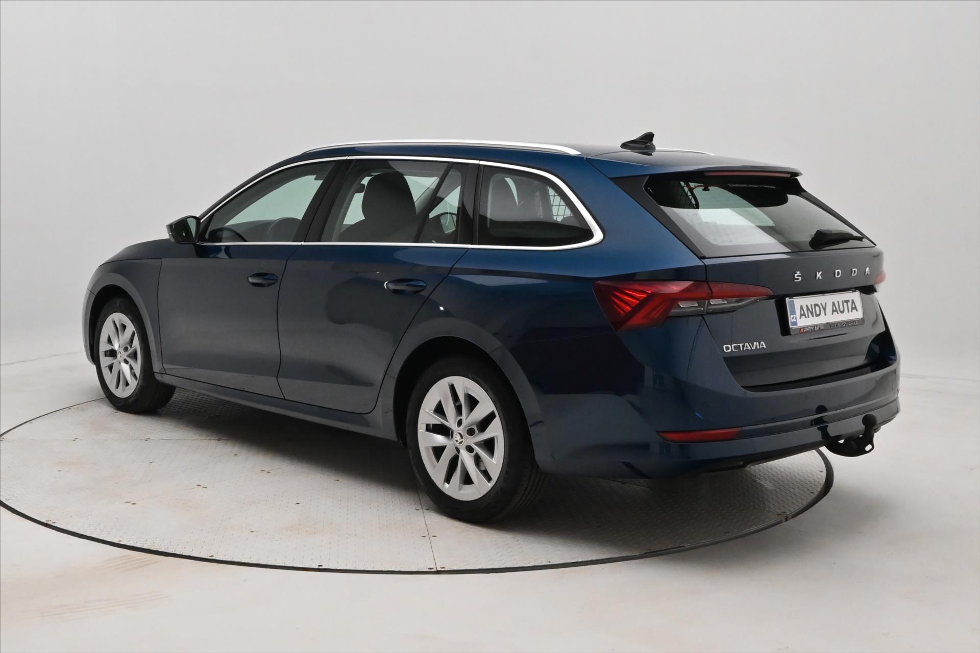 Hlavní fotografie vozu Škoda Octavia 2,0 TDI 110kW DSG Style Záruka až 5 let (7)