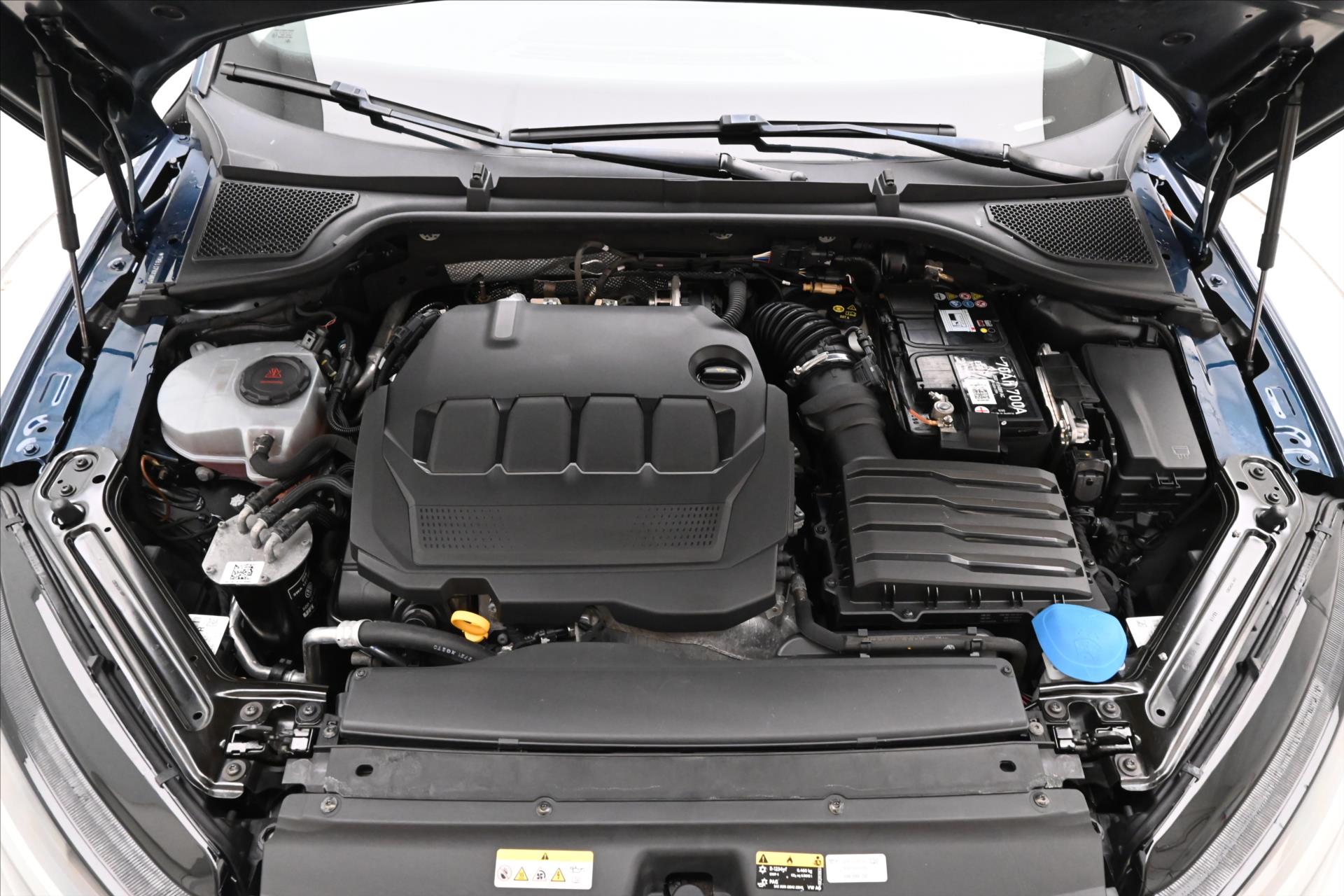 Hlavní fotografie vozu Škoda Octavia 2,0 TDI 110kW DSG Style Záruka až 5 let (9)