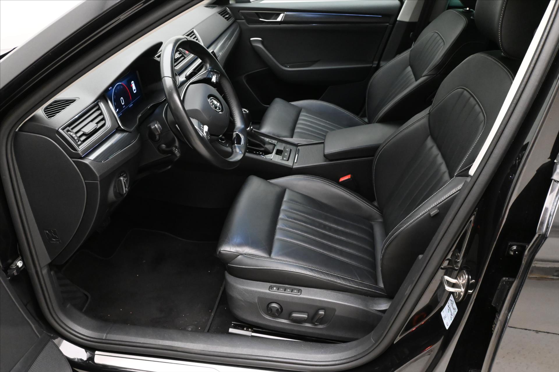 Hlavní fotografie vozu Škoda Superb 2,0 TDI 110 KW DSG STYLE Záruka až 5 let (13)