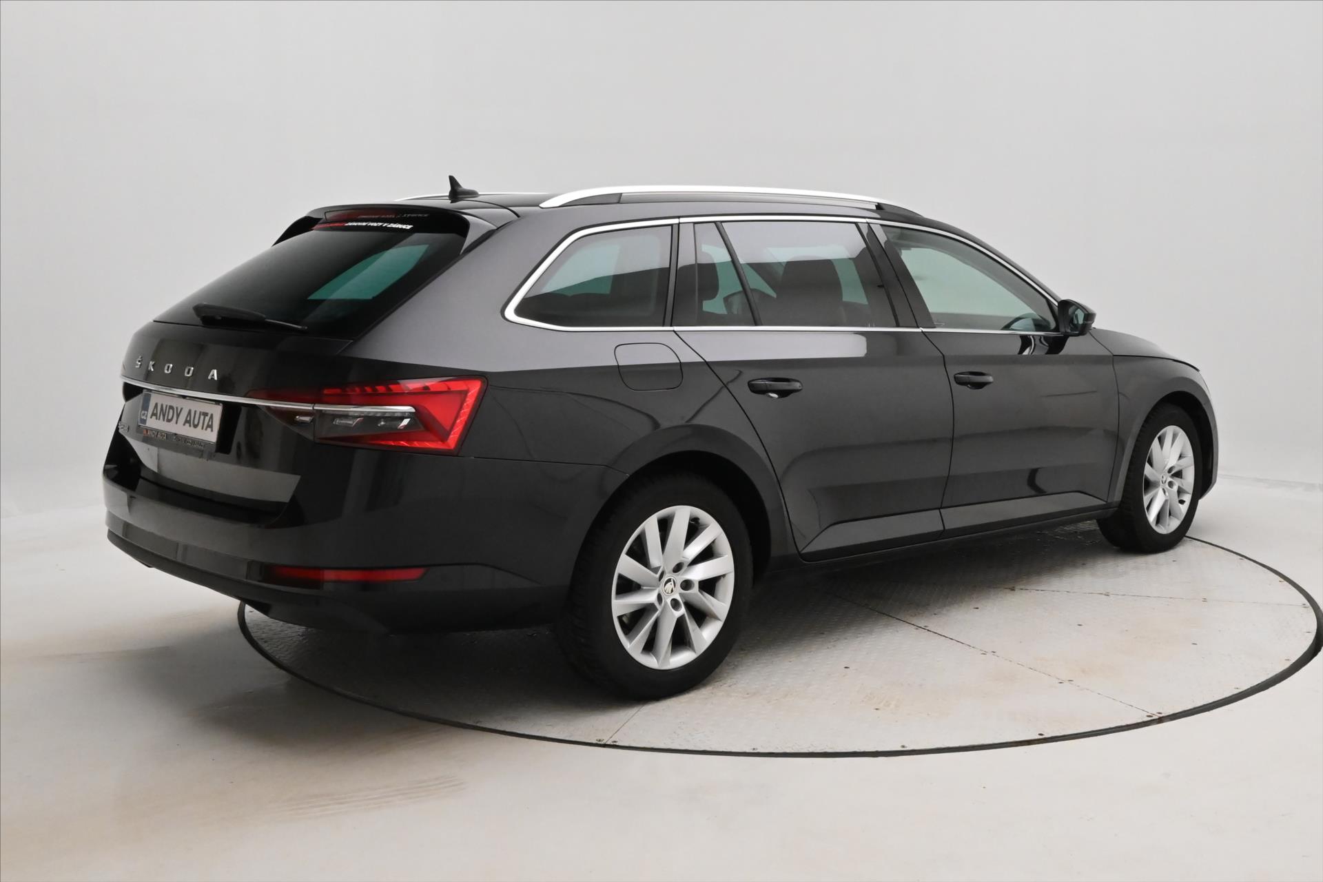 Hlavní fotografie vozu Škoda Superb 2,0 TDI 110 KW DSG STYLE Záruka až 5 let (5)