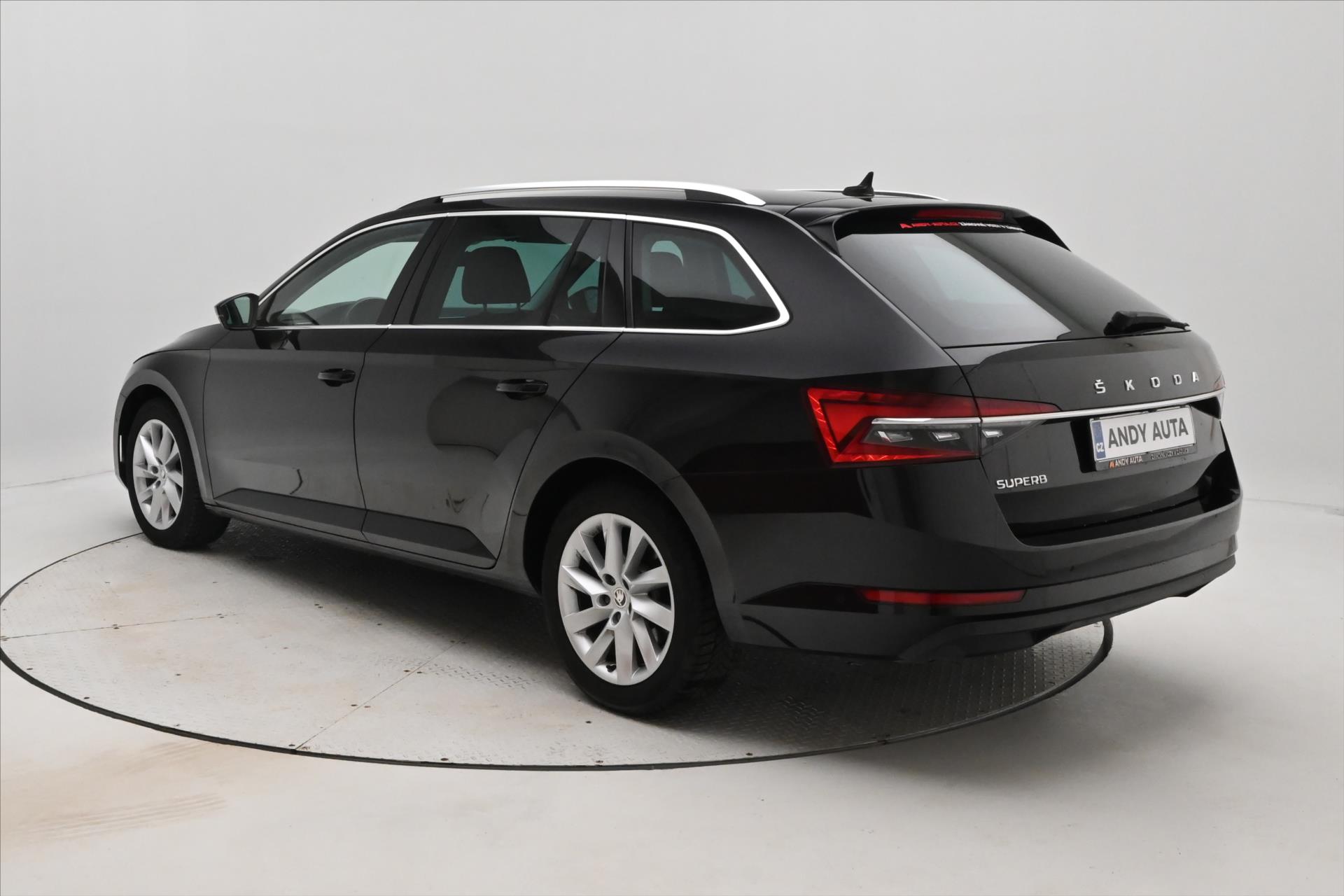 Hlavní fotografie vozu Škoda Superb 2,0 TDI 110 KW DSG STYLE Záruka až 5 let (7)