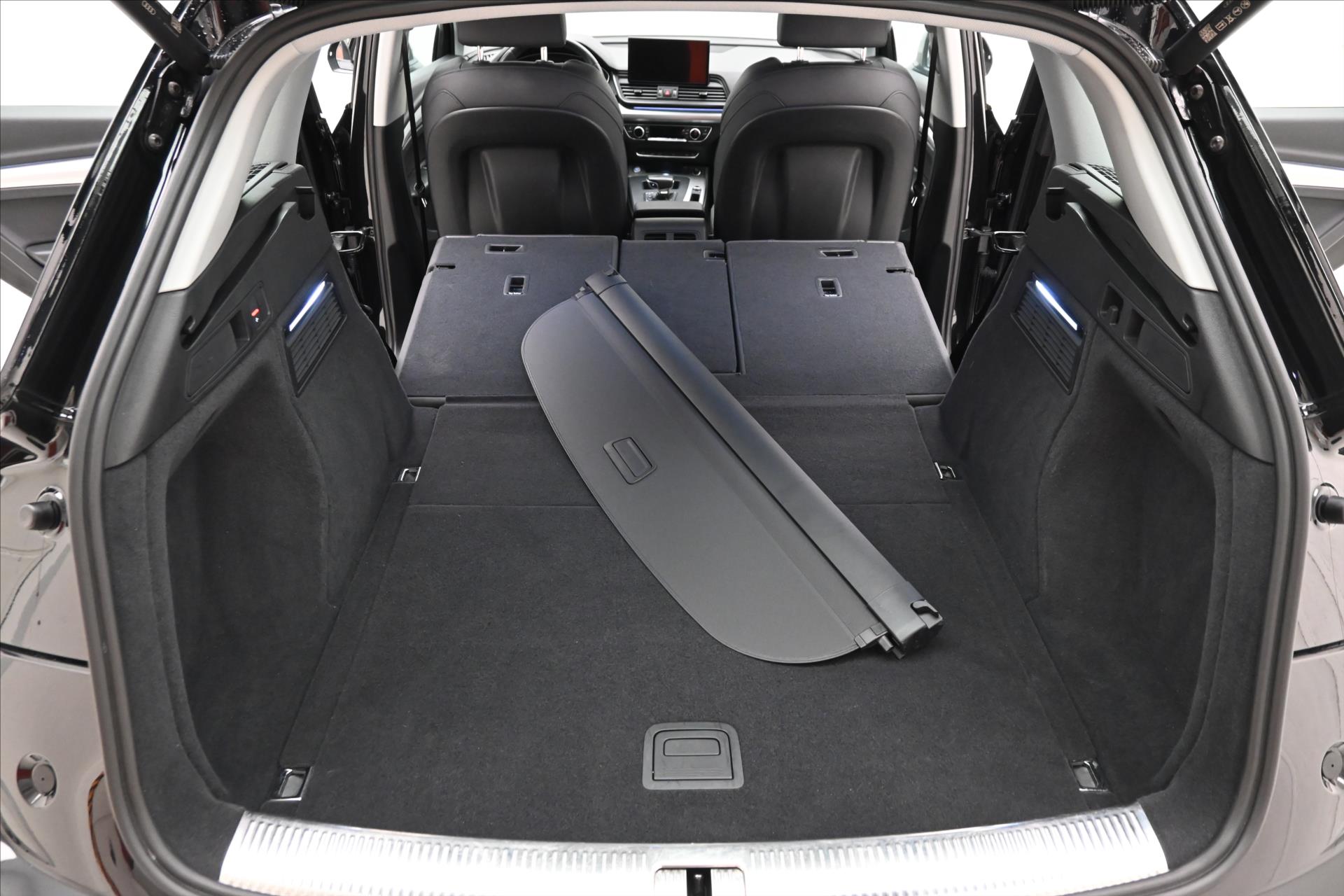 Hlavní fotografie vozu Audi Q5 2,0 TDI 150kW 4x4 S-Tronic Záruka až 5 let (12)