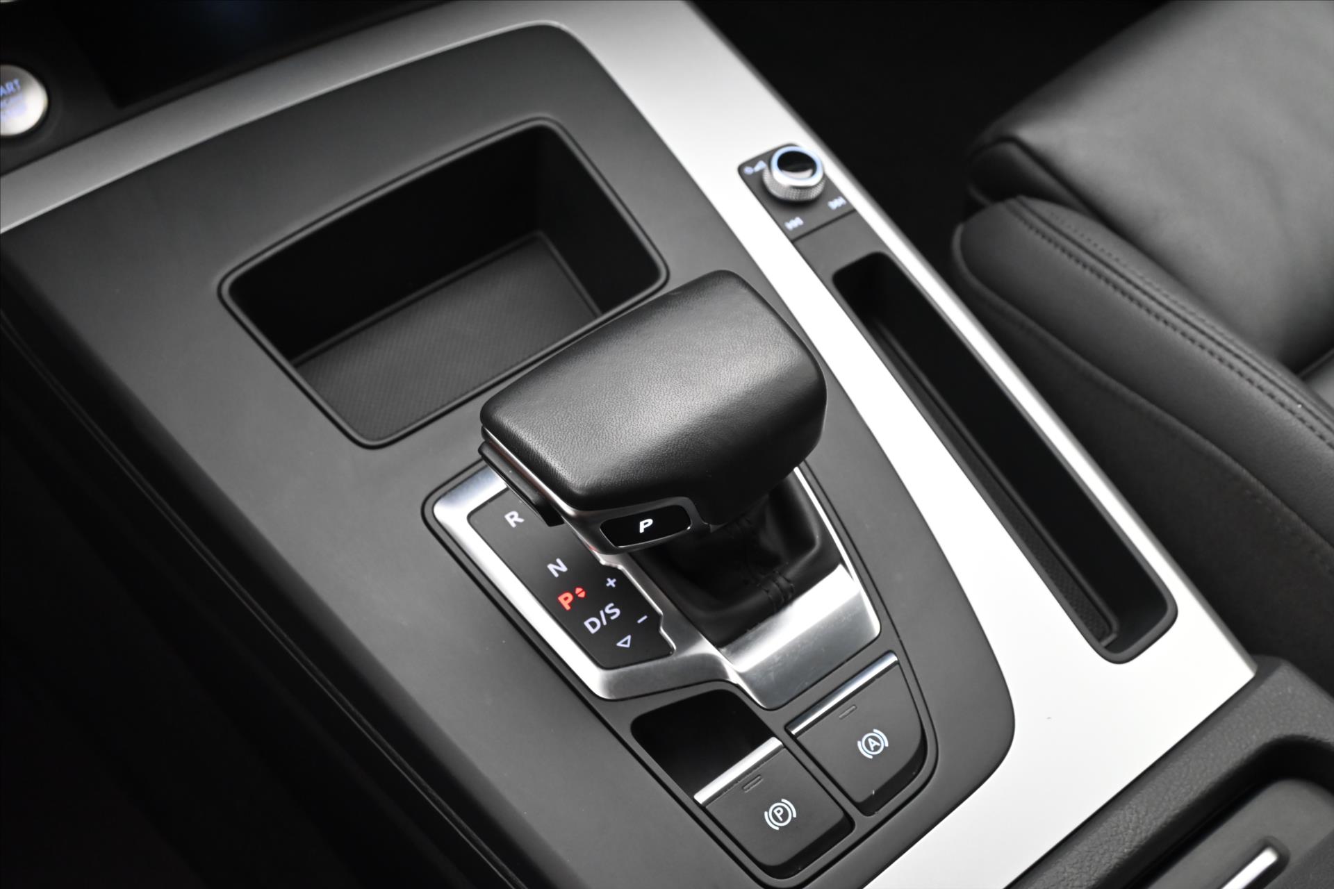 Hlavní fotografie vozu Audi Q5 2,0 TDI 150kW 4x4 S-Tronic Záruka až 5 let (24)