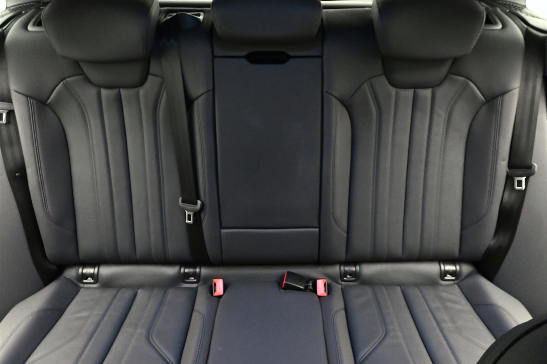 Hlavní fotografie vozu Audi Q5 2,0 TDI 150kW 4x4 S-Tronic Záruka až 5 let (29)