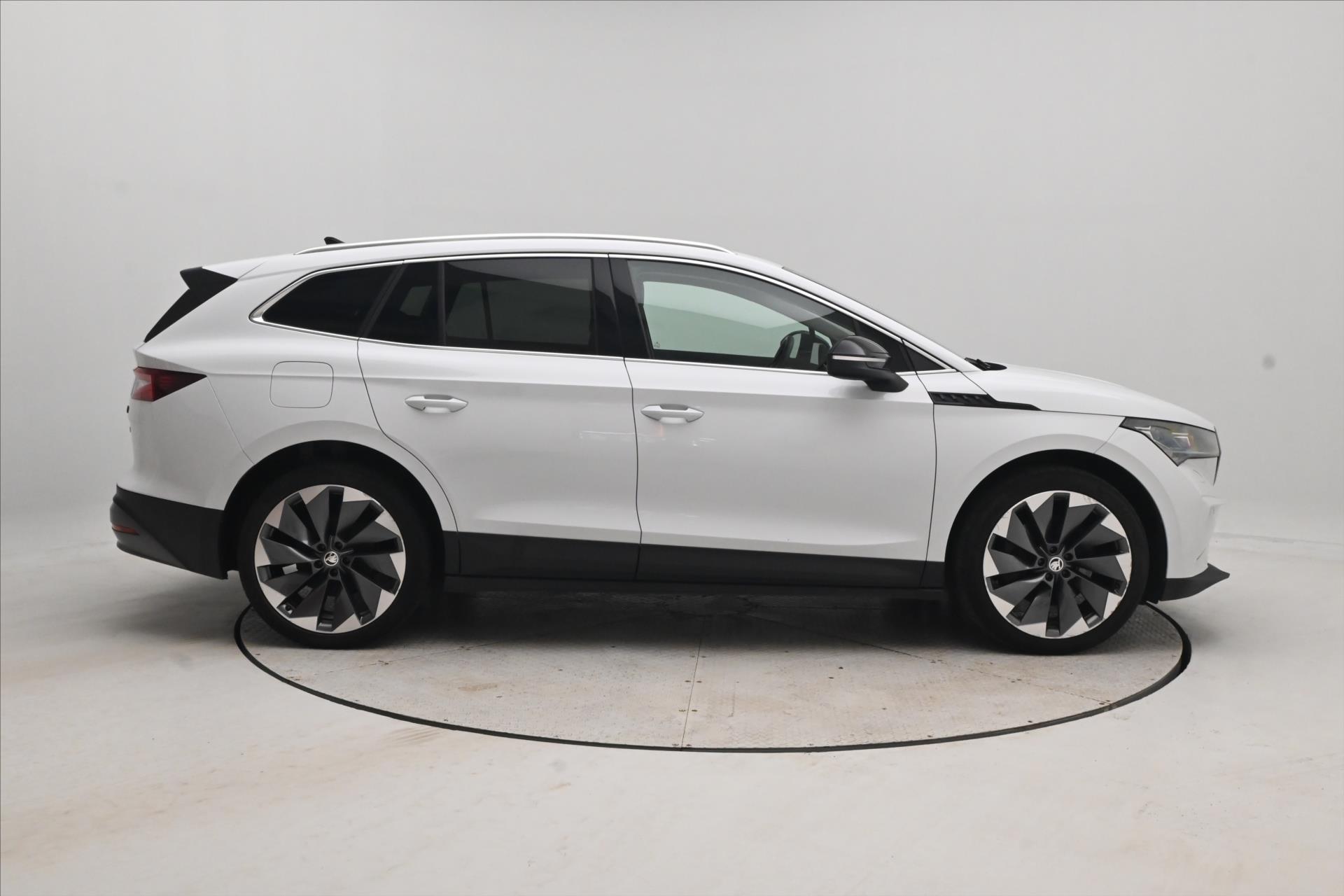Hlavní fotografie vozu Škoda Enyaq 0,0 iV 80 150kW SoH 94,5% Záruka až 3 roky (4)
