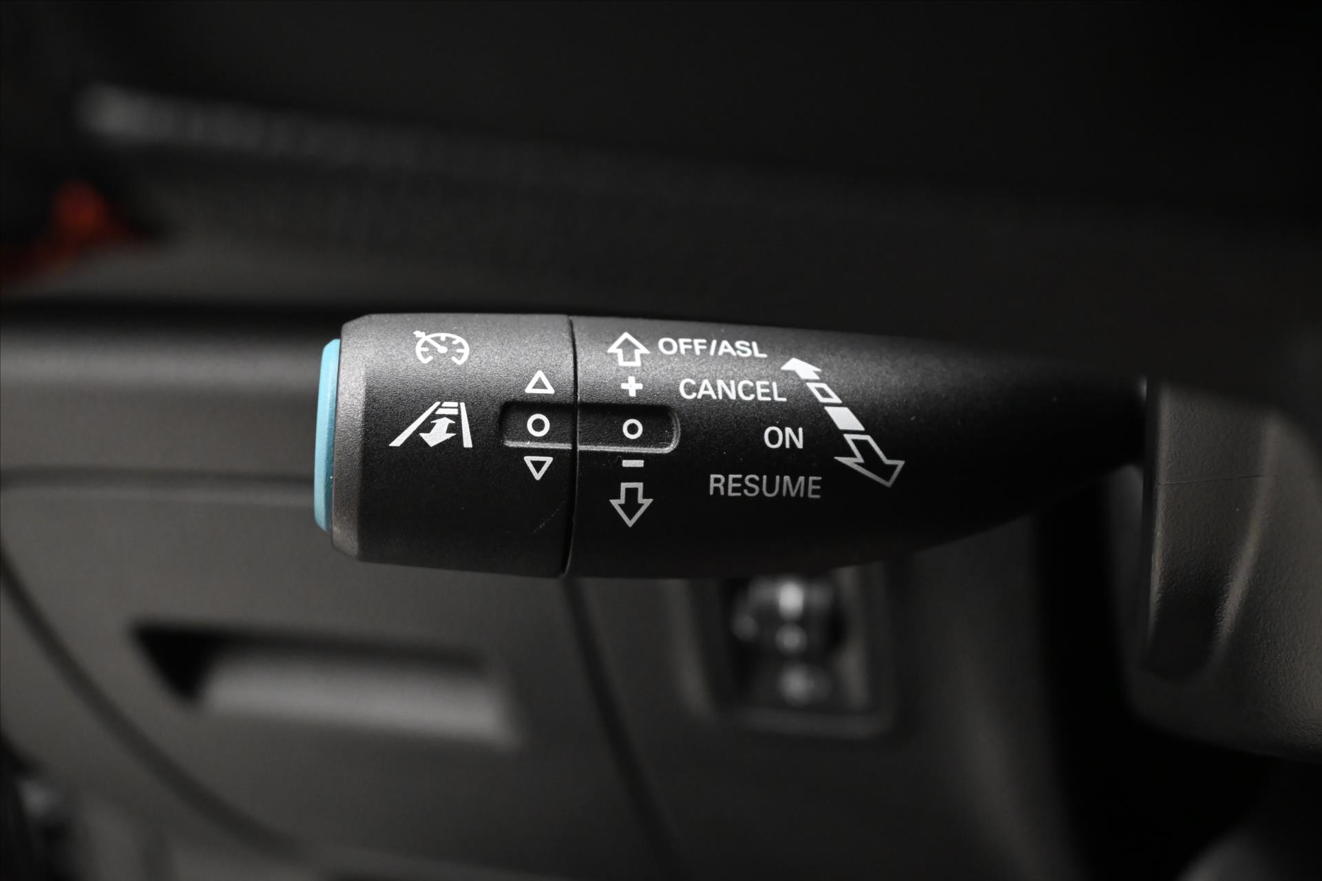 Hlavní fotografie vozu MG eHS 1,5 TGI PHEV 119kW AT Luxury Záruka až 5 let (23)