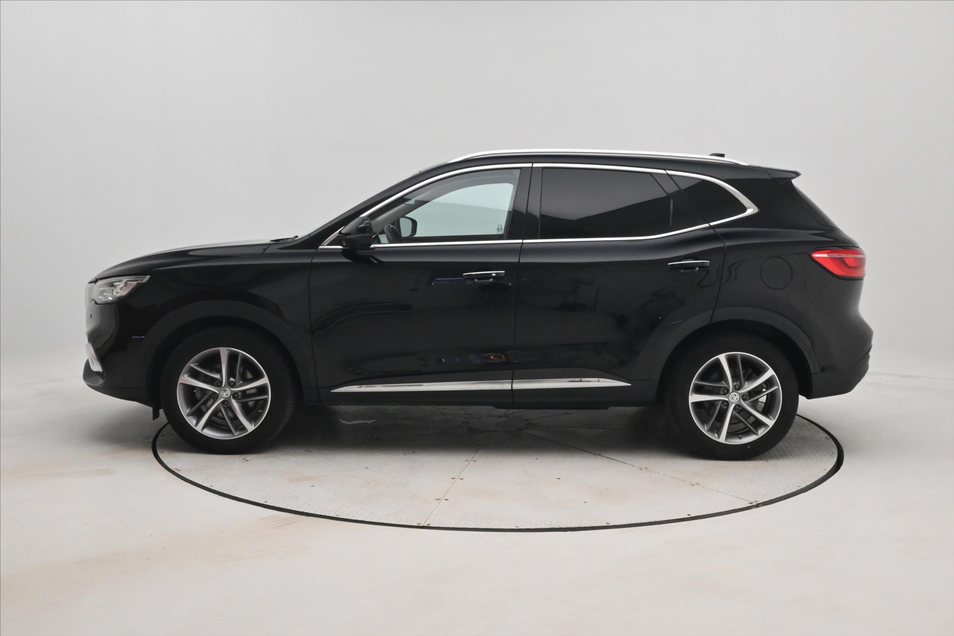 Hlavní fotografie vozu MG eHS 1,5 TGI PHEV 119kW AT Luxury Záruka až 5 let (8)