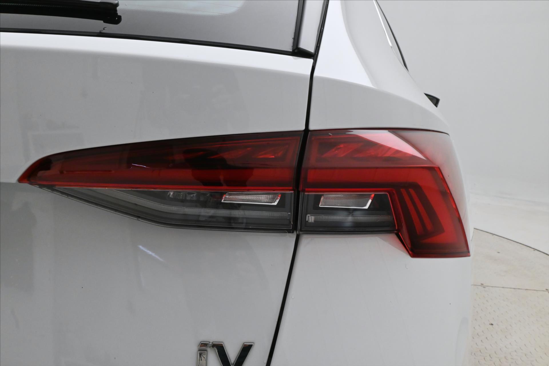 Main photo of the car Skoda Octavia 1.4 iV TSI 110kW Style SoH 92% Warranty up to 5 years (31)