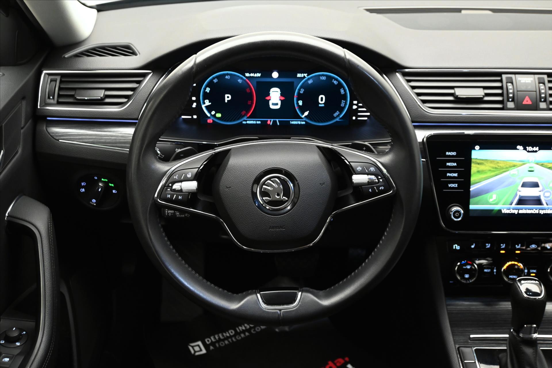 Main photo of the car Skoda Superb 2.0 TDI 110 kW DSG Style Warranty up to 5 years (18)