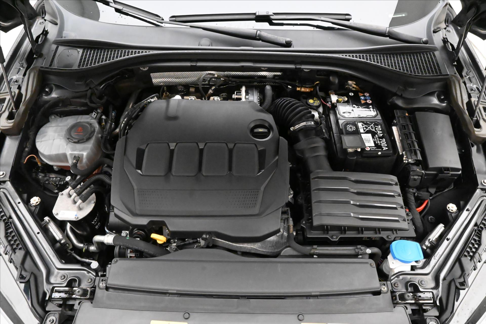 Main photo of the car Skoda Superb 2.0 TDI 110 kW DSG Style Warranty up to 5 years (9)