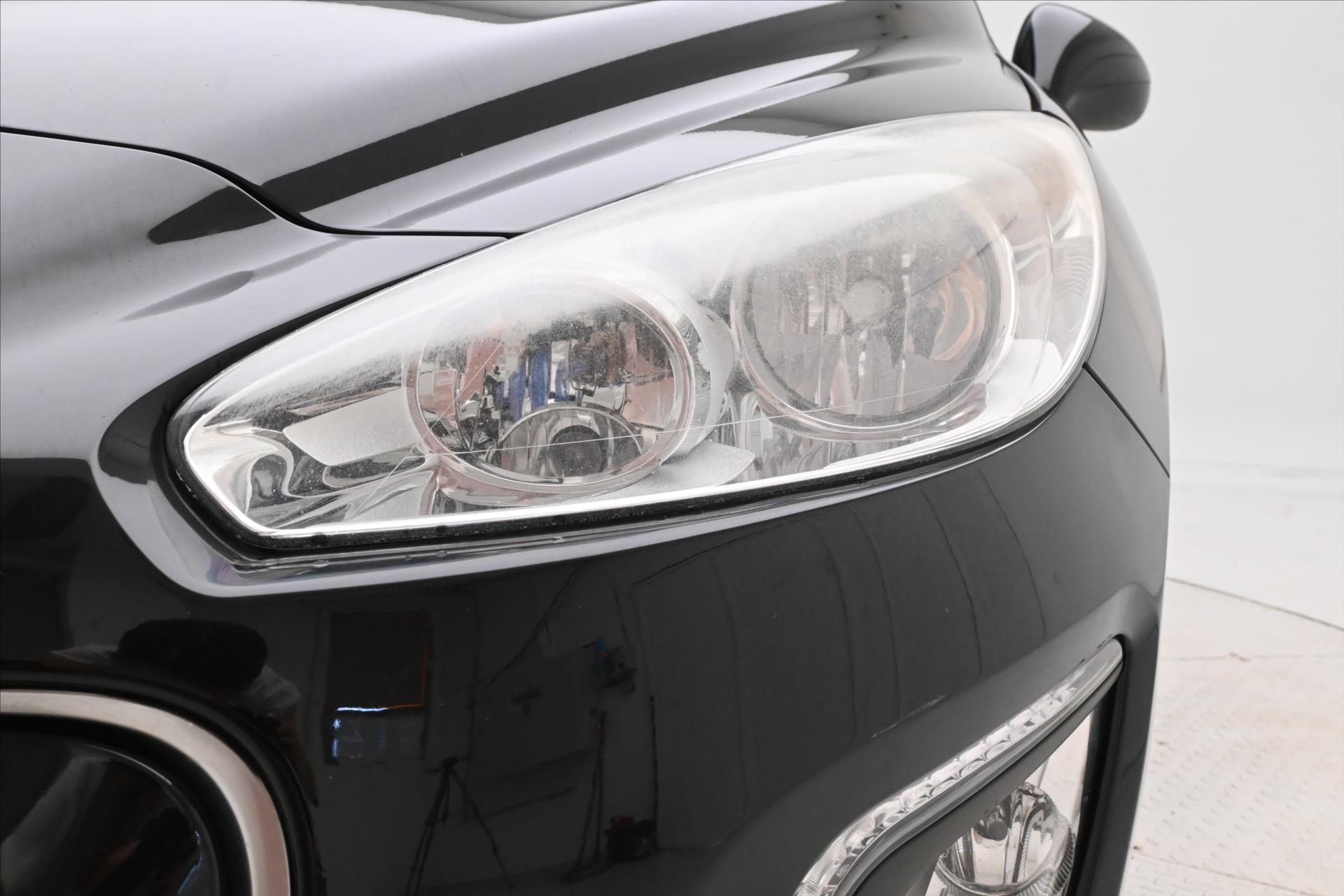 Hlavní fotografie vozu Peugeot 308 1,6 SW HDI 82 kW Panorama (27)