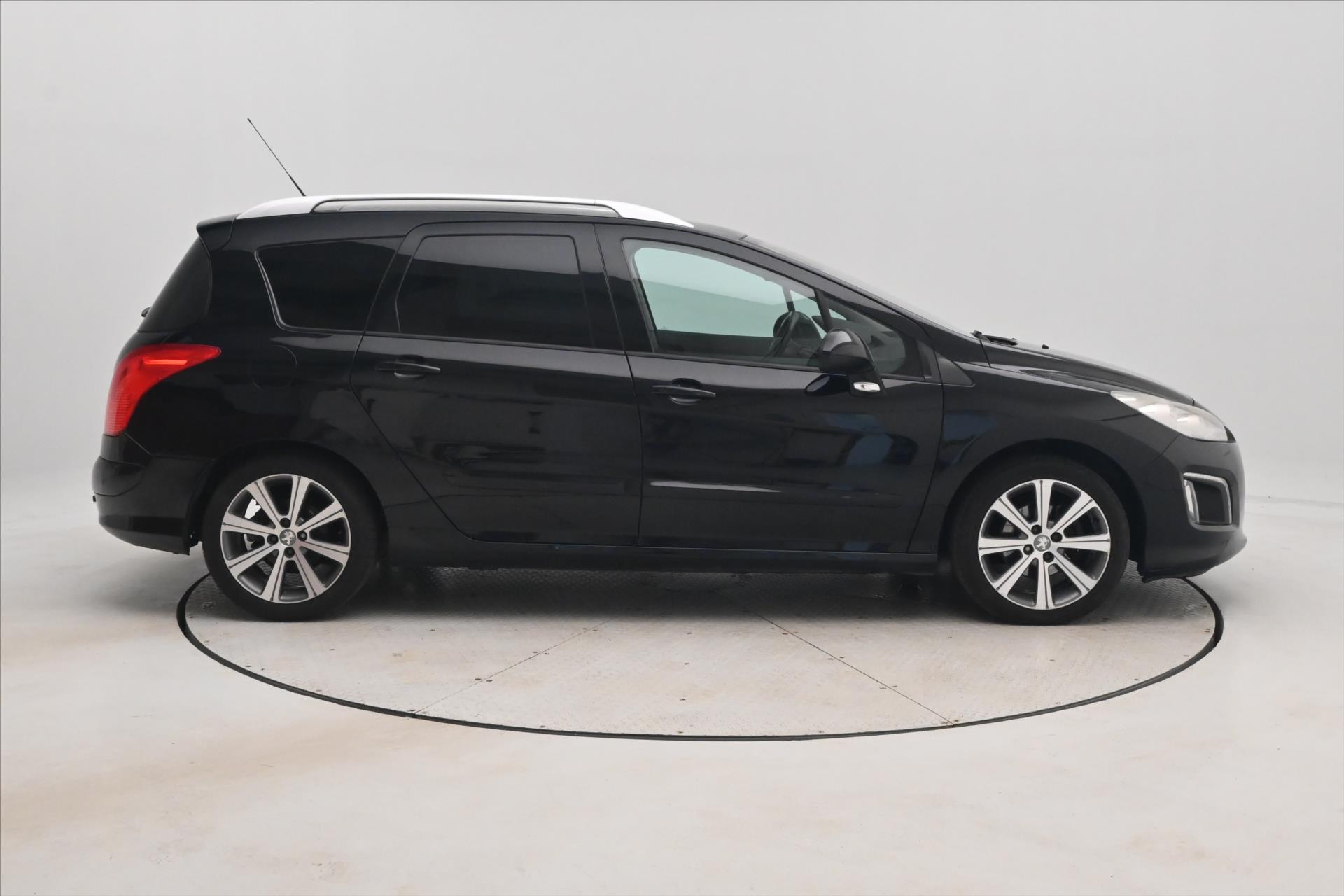 Hlavní fotografie vozu Peugeot 308 1,6 SW HDI 82 kW Panorama (4)