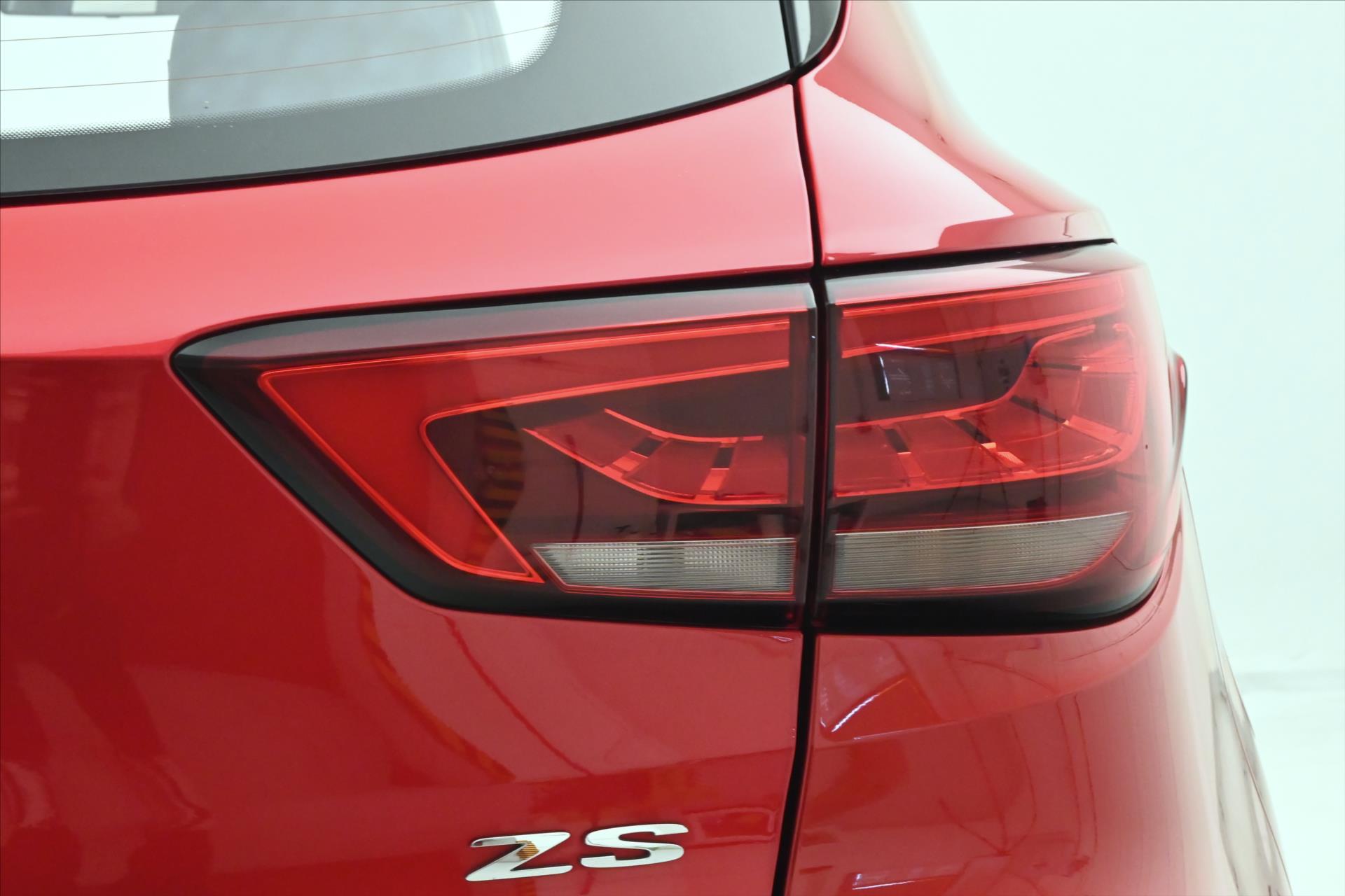 Hlavní fotografie vozu MG ZS 1,0 TGI 82kW Elegance Záruka až 5 let (29)