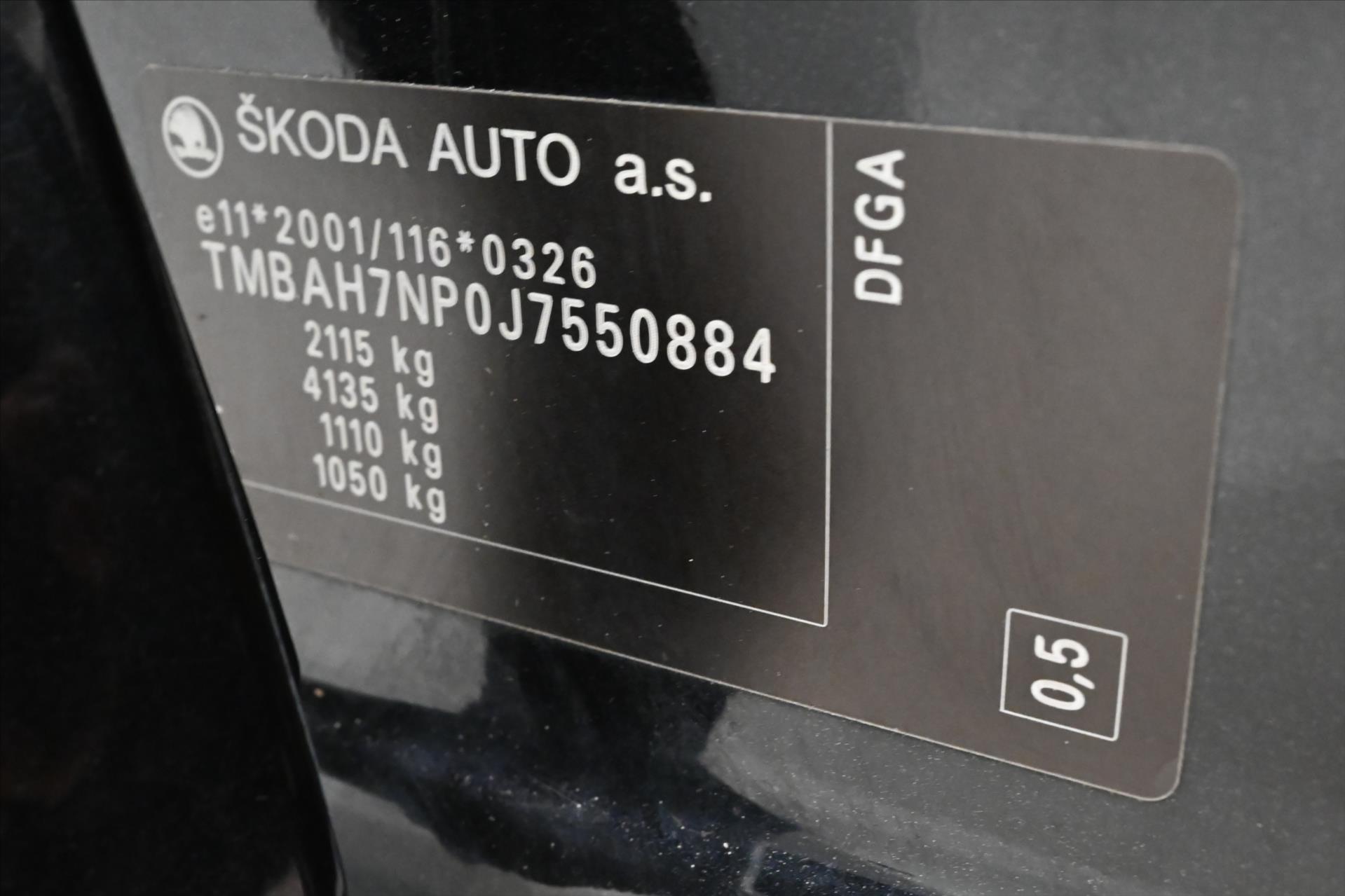 Hlavní fotografie vozu Škoda Superb 2,0 TDI 110 kW DSG Ambition Záruka až 5 let (12)