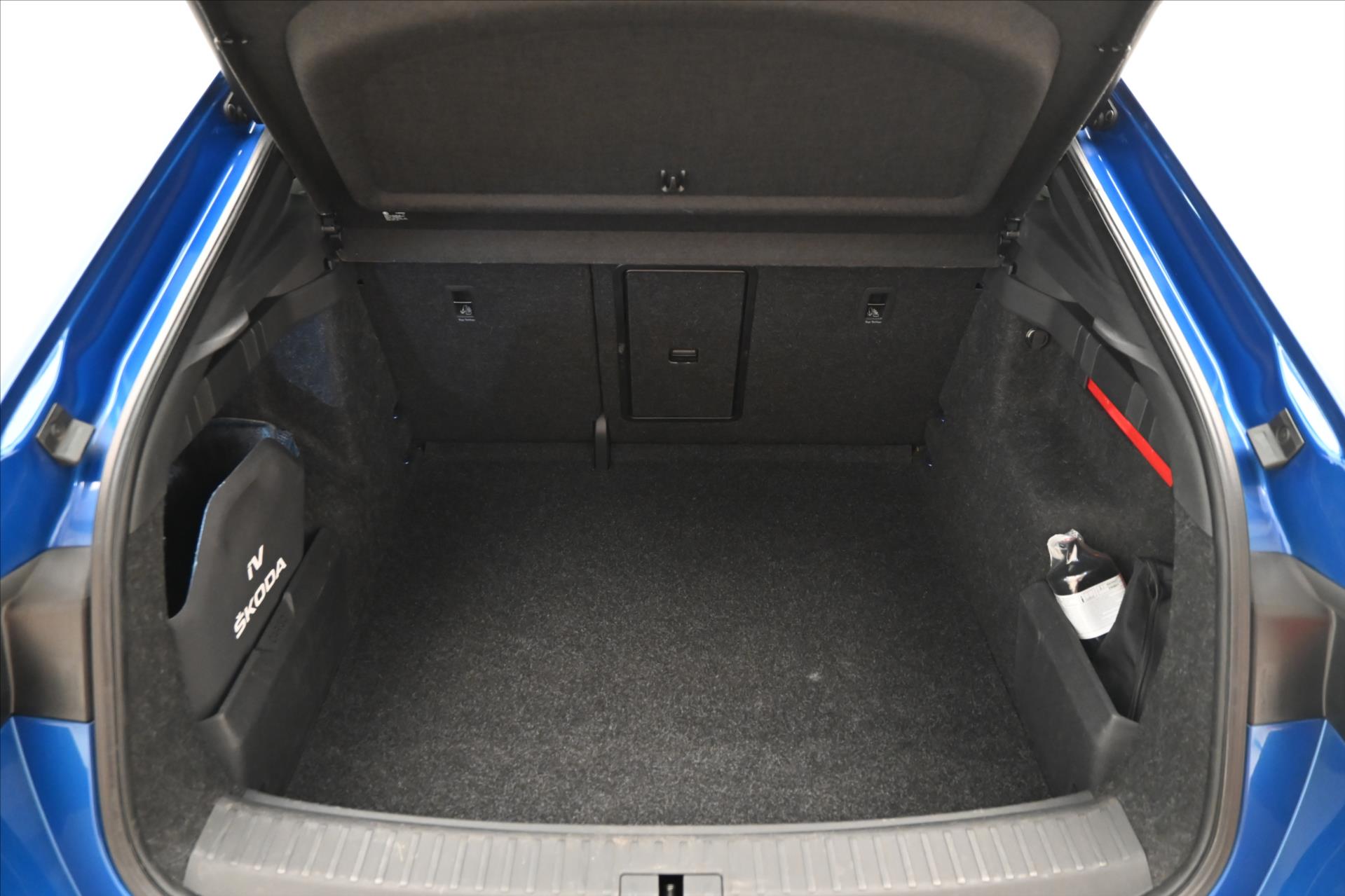 Main photo of the car Skoda Enyaq 0.0 RS 220kW 4x4 SoH 85% Warranty up to 3 years (10)