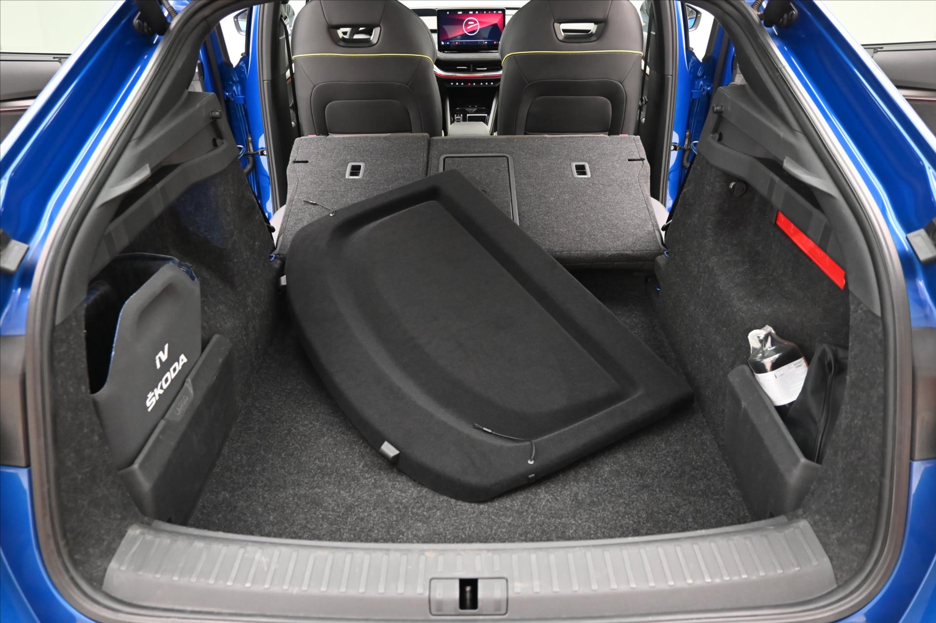 Main photo of the car Skoda Enyaq 0.0 RS 220kW 4x4 SoH 85% Warranty up to 3 years (11)