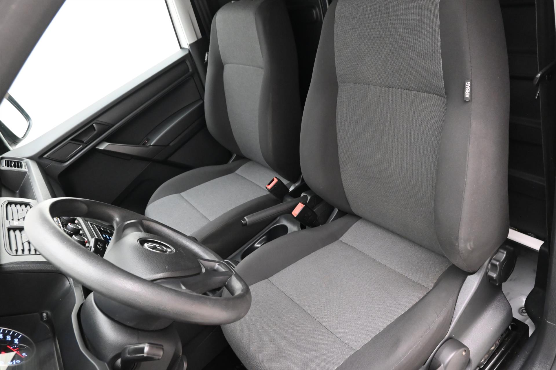 Hlavní fotografie vozu Volkswagen Caddy 2,0 TDI 75 kW MAXI (25)