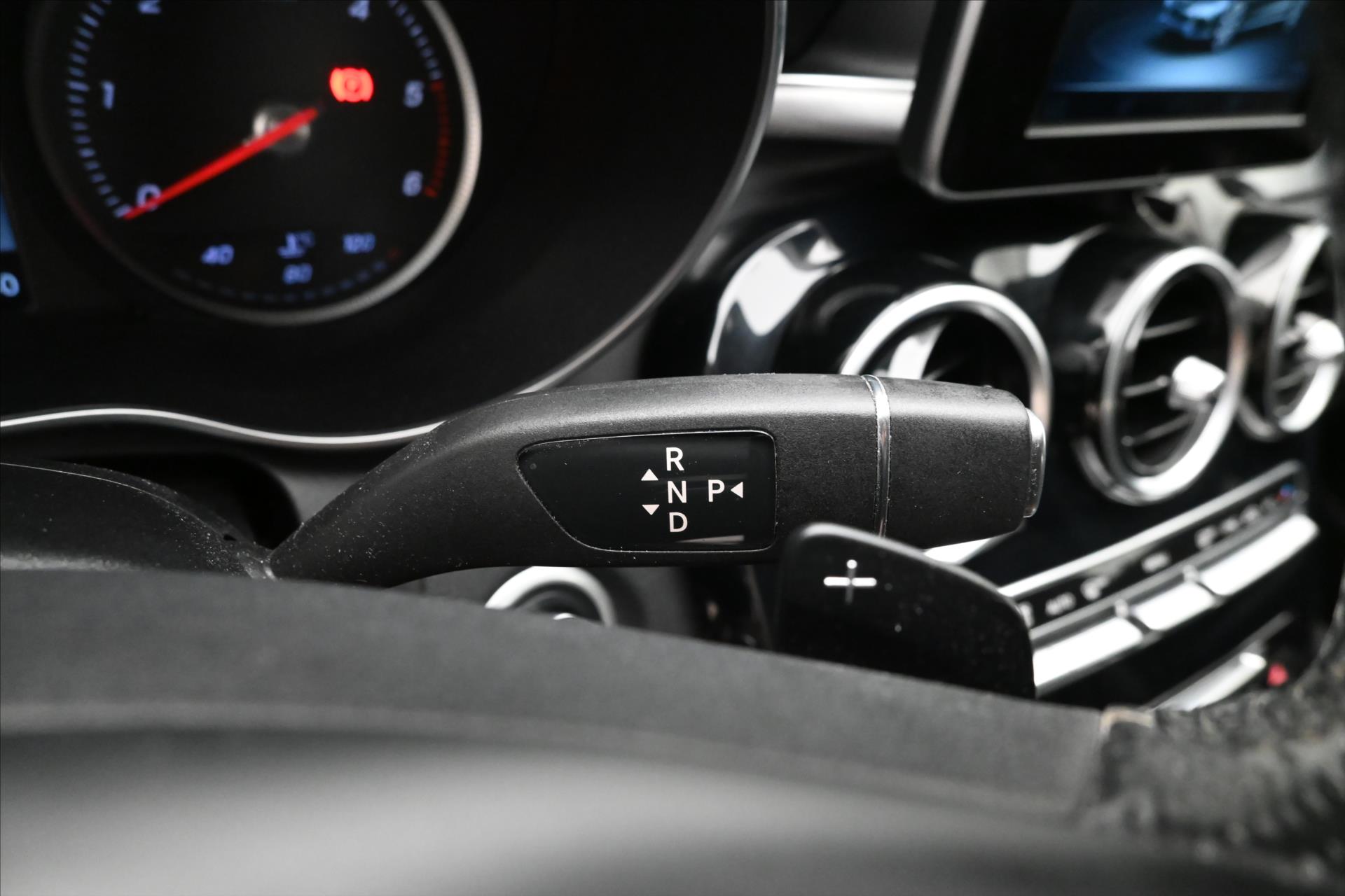 Hlavní fotografie vozu Mercedes-Benz Třídy C 2,2 220d 4Matic 9G-Tronic Záruka až 5 let (21)