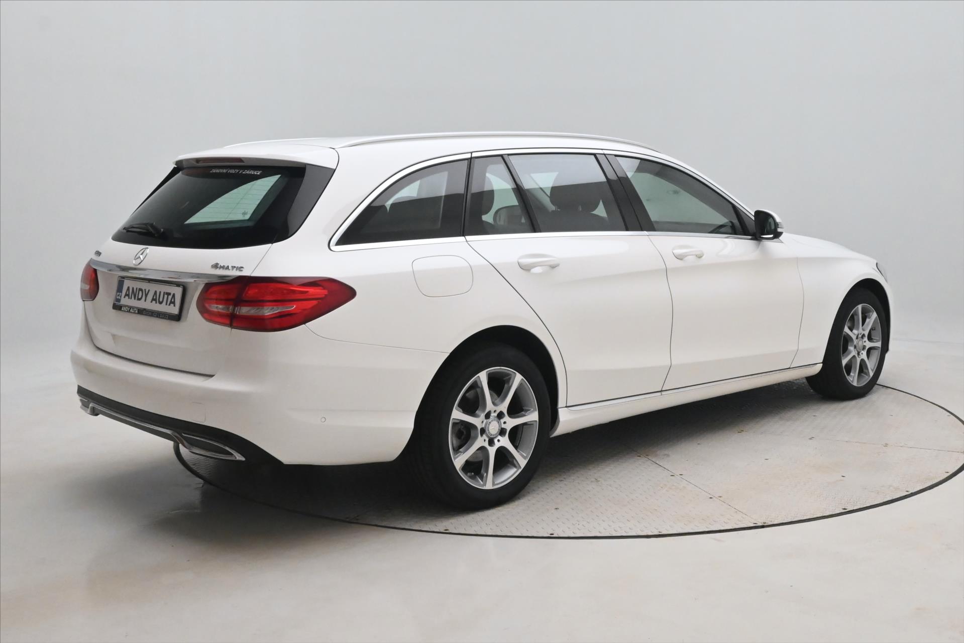 Hlavní fotografie vozu Mercedes-Benz Třídy C 2,2 220d 4Matic 9G-Tronic Záruka až 5 let (5)