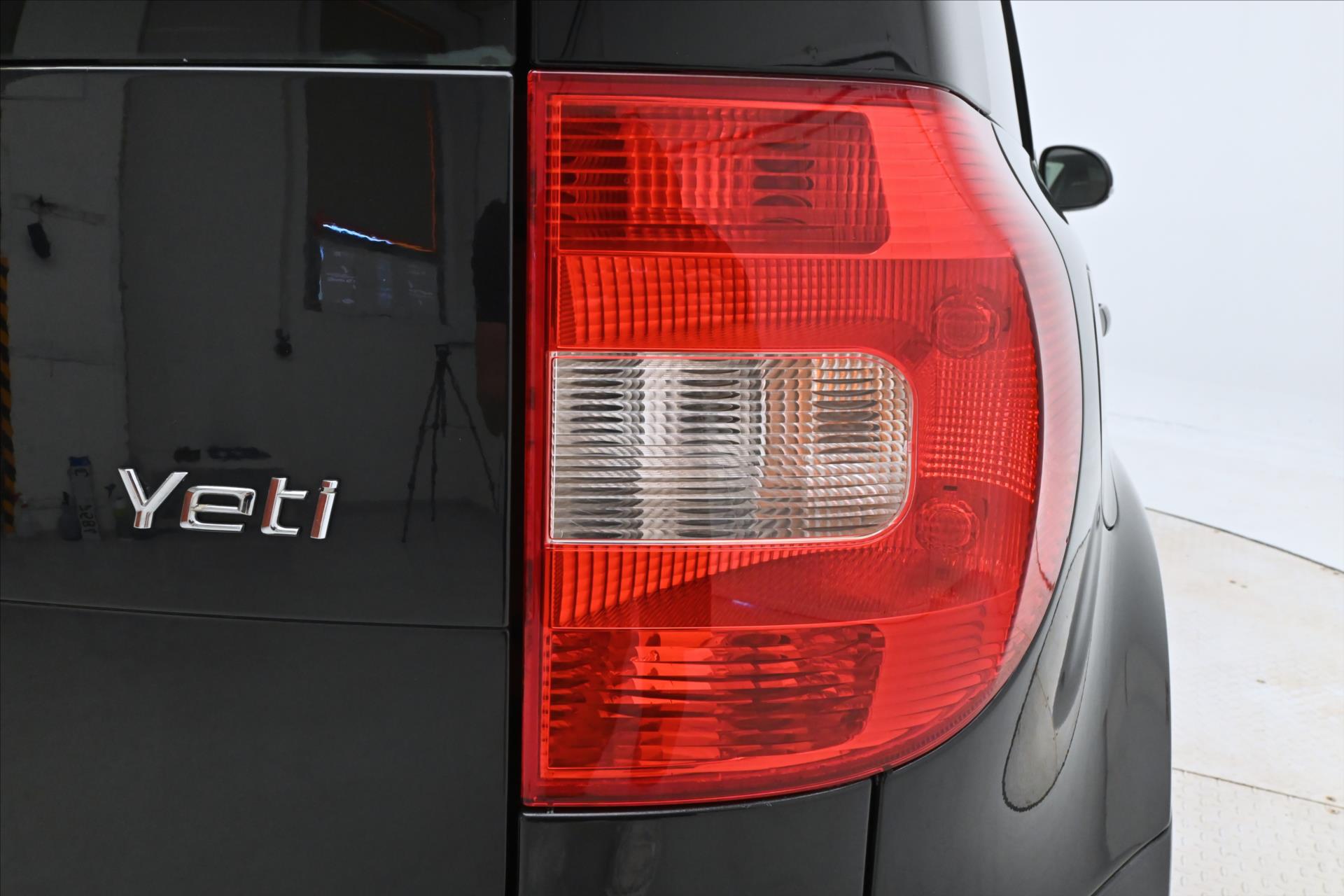 Main photo of the car Skoda Yeti 1.2 TSI 77 kW AIR CONDITIONING TOWABLE (29)