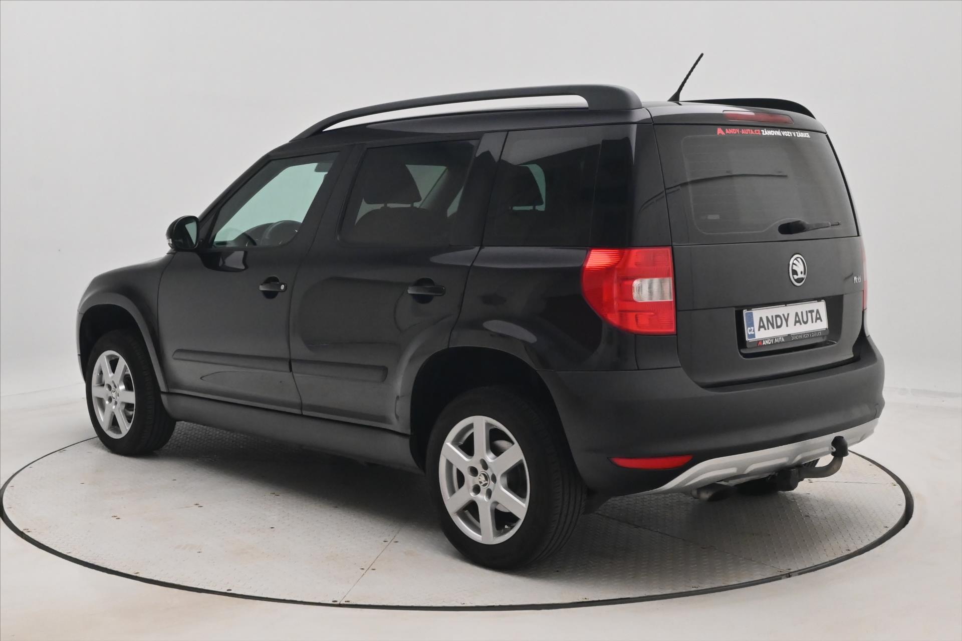 Main photo of the car Skoda Yeti 1.2 TSI 77 kW AIR CONDITIONING TOWABLE (7)