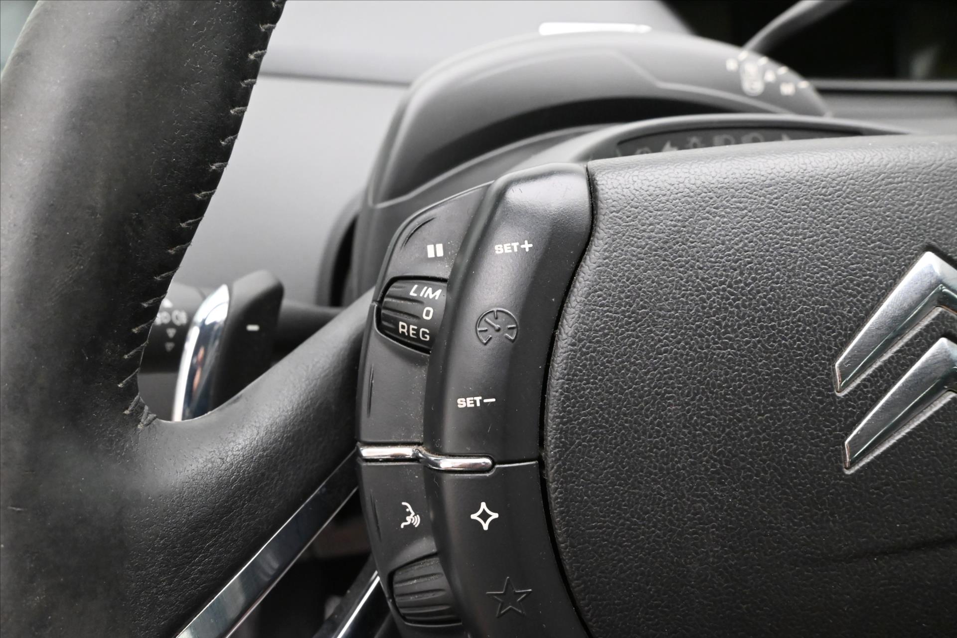 Main photo of the car Citroën C4 Picasso 1.6 HDi 80 kW KLIMA Towable (19)