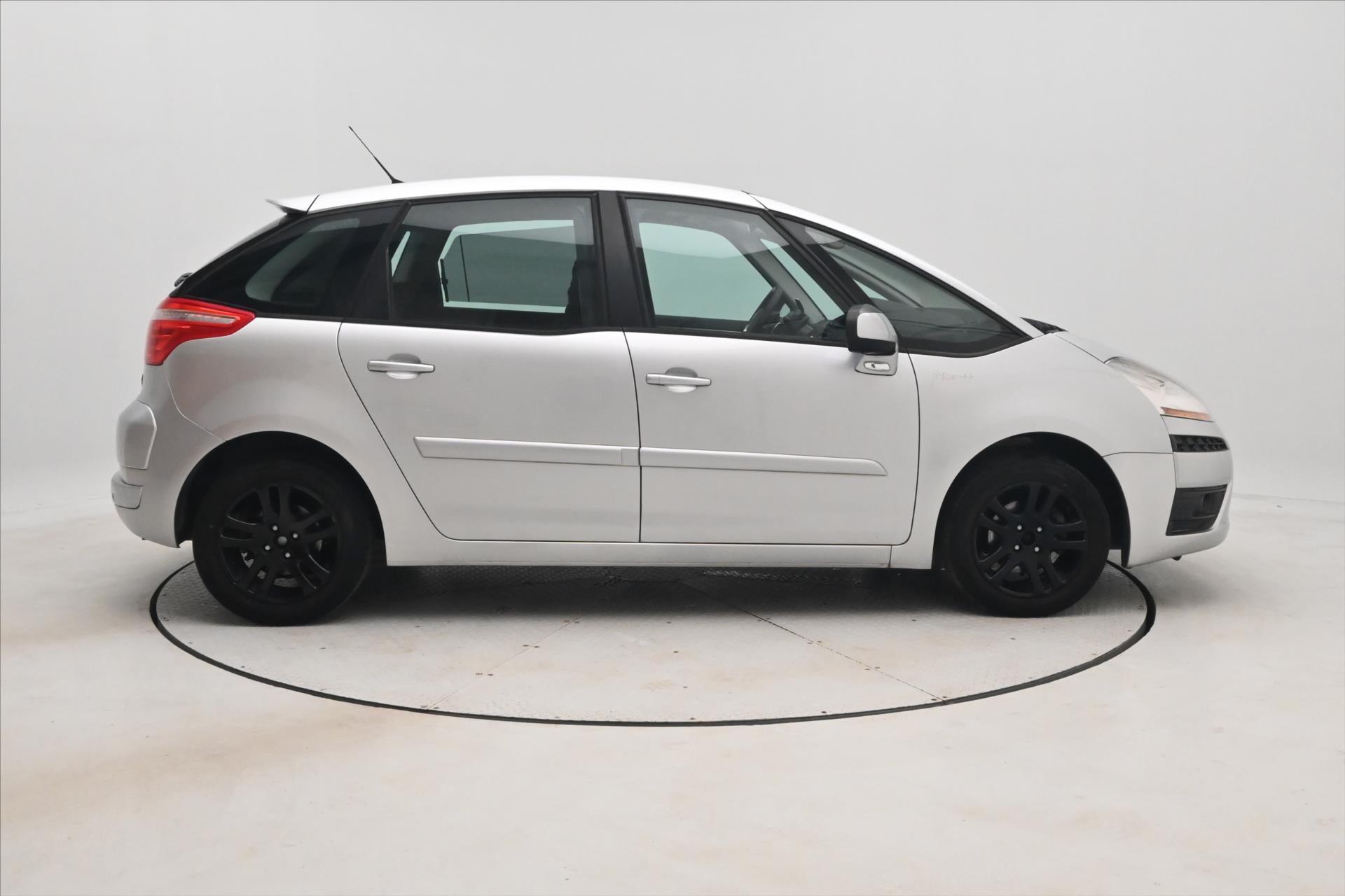 Main photo of the car Citroën C4 Picasso 1.6 HDi 80 kW KLIMA Towable (4)