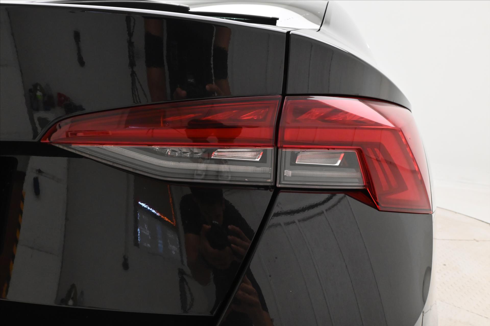 Main photo of the car Skoda Octavia 2.0 TDI 110kW DSG Style Warranty up to 5 years (33)
