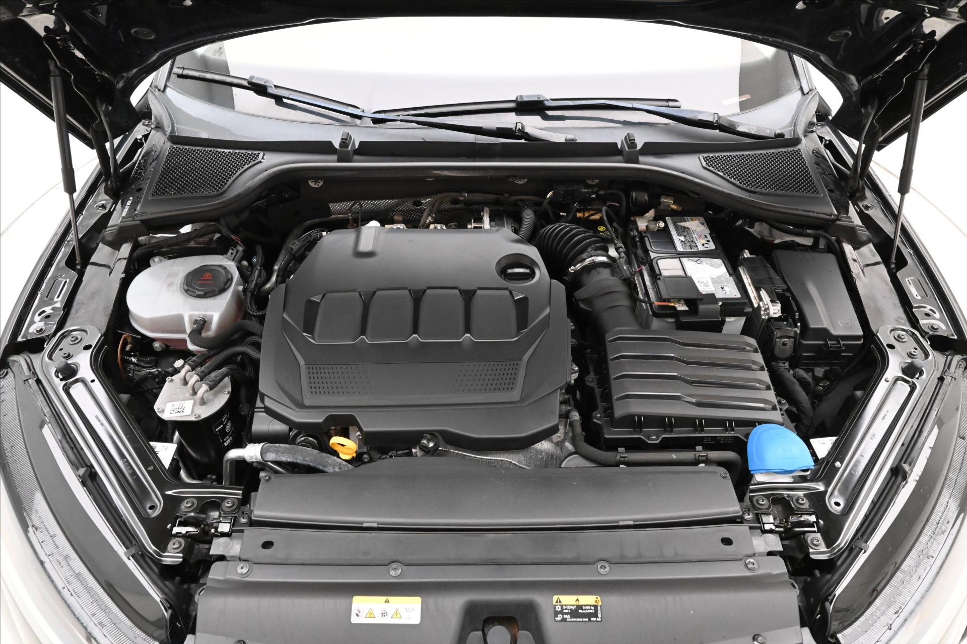 Main photo of the car Skoda Octavia 2.0 TDI 110kW DSG Style Warranty up to 5 years (10)