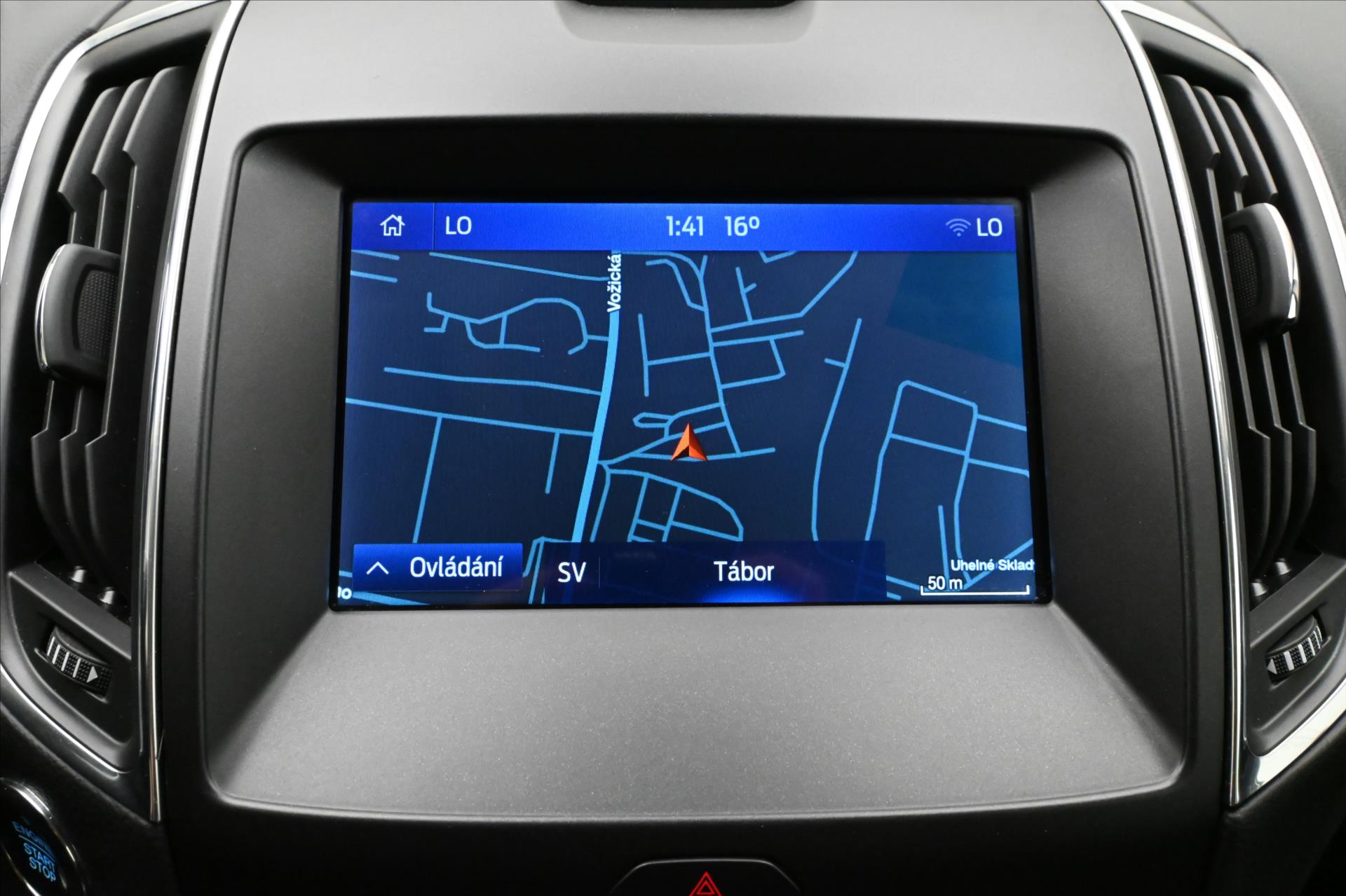 Hlavní fotografie vozu Ford S-MAX 2,0 EcoBlue 140 kW AT8 Titanium Záruka až 5 let (19)