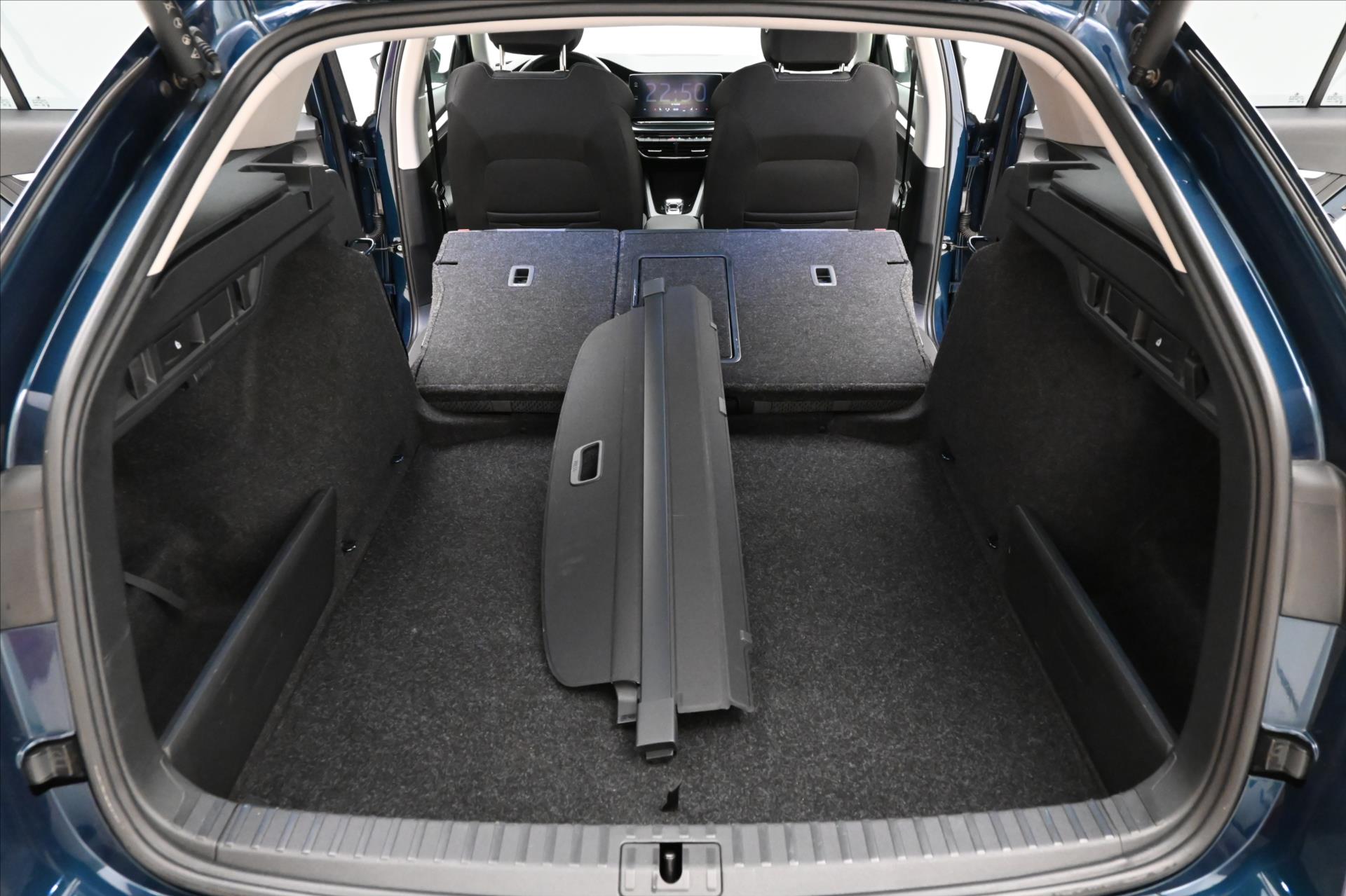 Hlavní fotografie vozu Škoda Octavia 2,0 TDI 110kW DSG Style Záruka až 5 let (11)