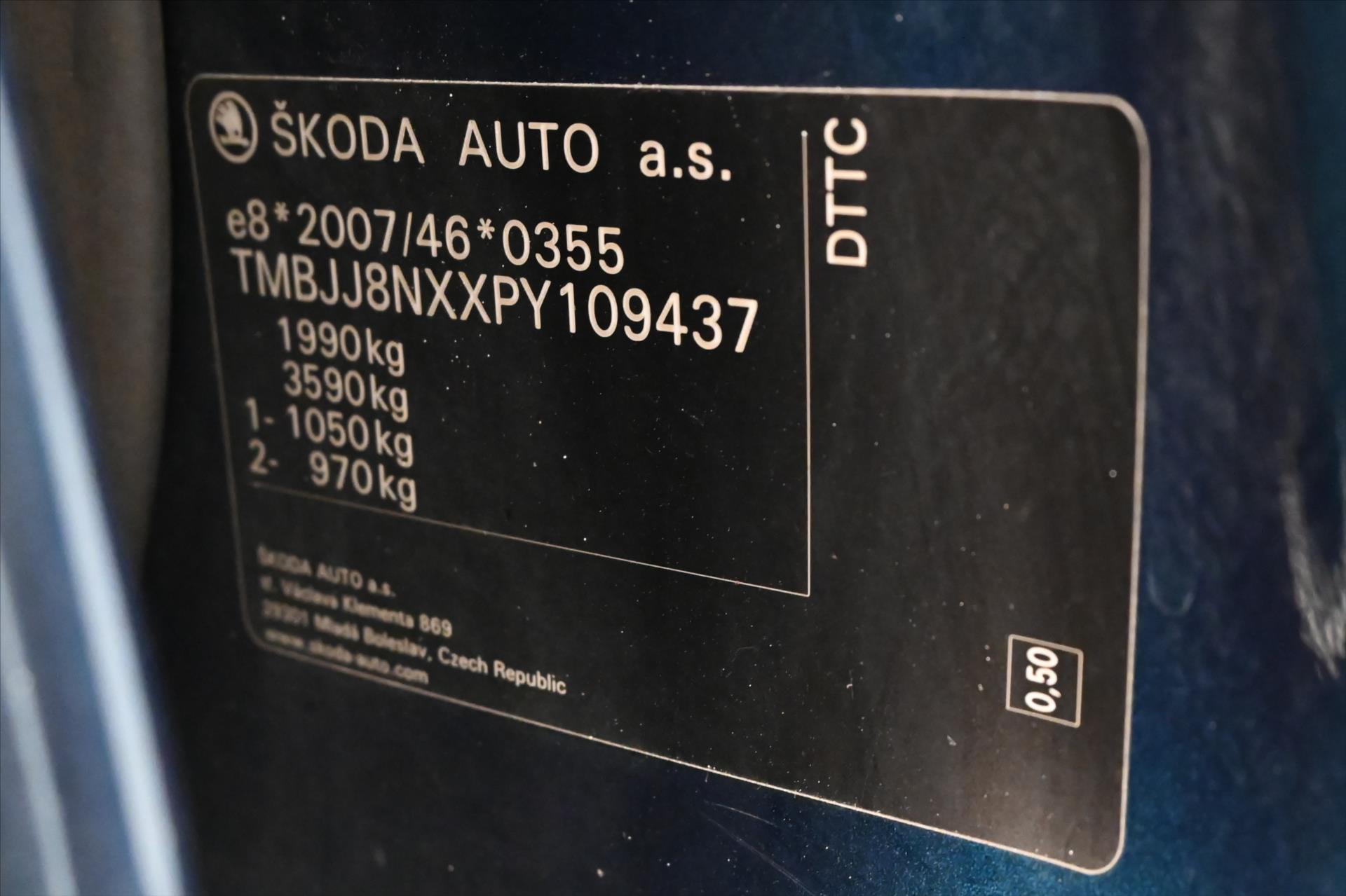 Hlavní fotografie vozu Škoda Octavia 2,0 TDI 110kW DSG Style Záruka až 5 let (12)