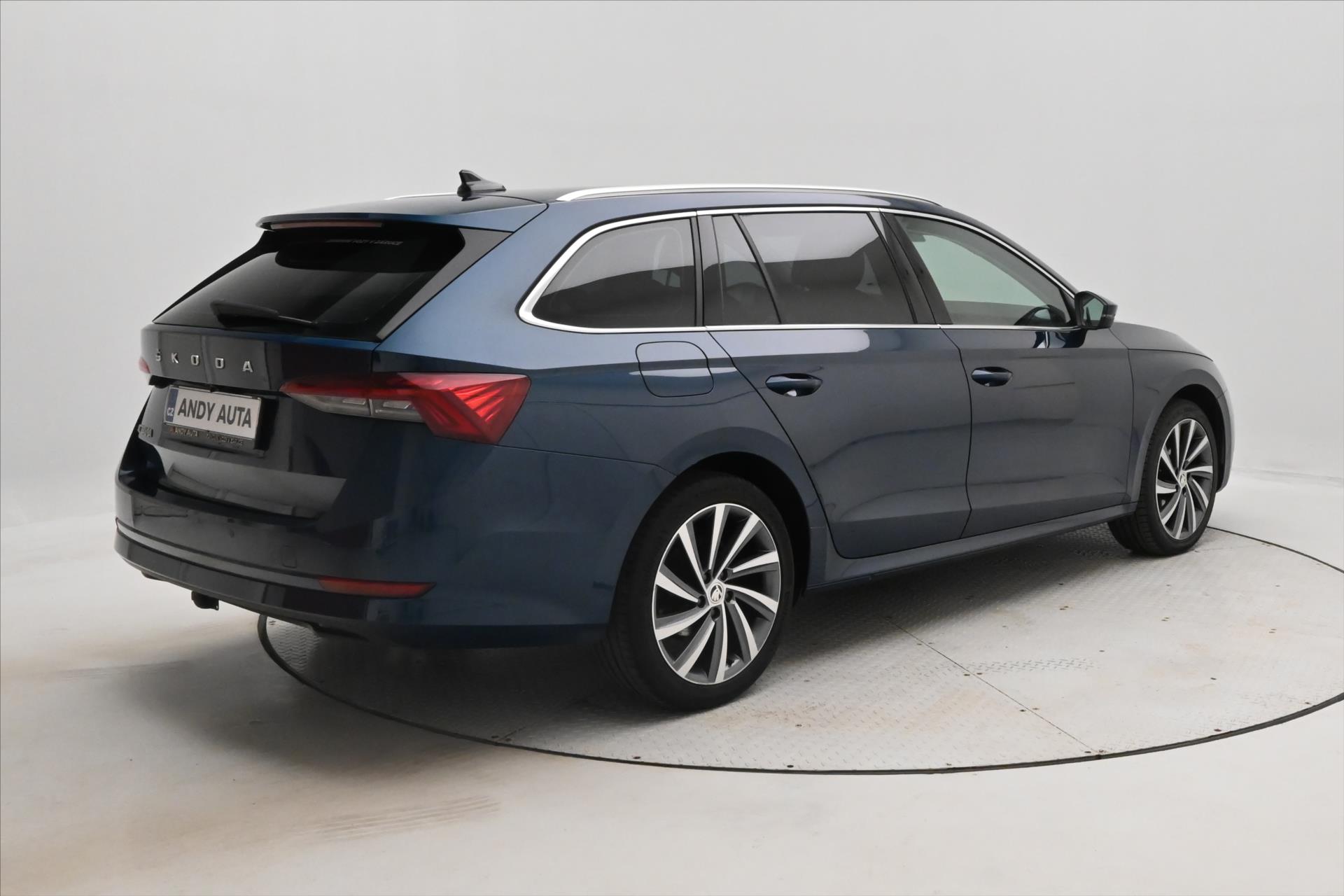 Hlavní fotografie vozu Škoda Octavia 2,0 TDI 110kW DSG Style Záruka až 5 let (5)