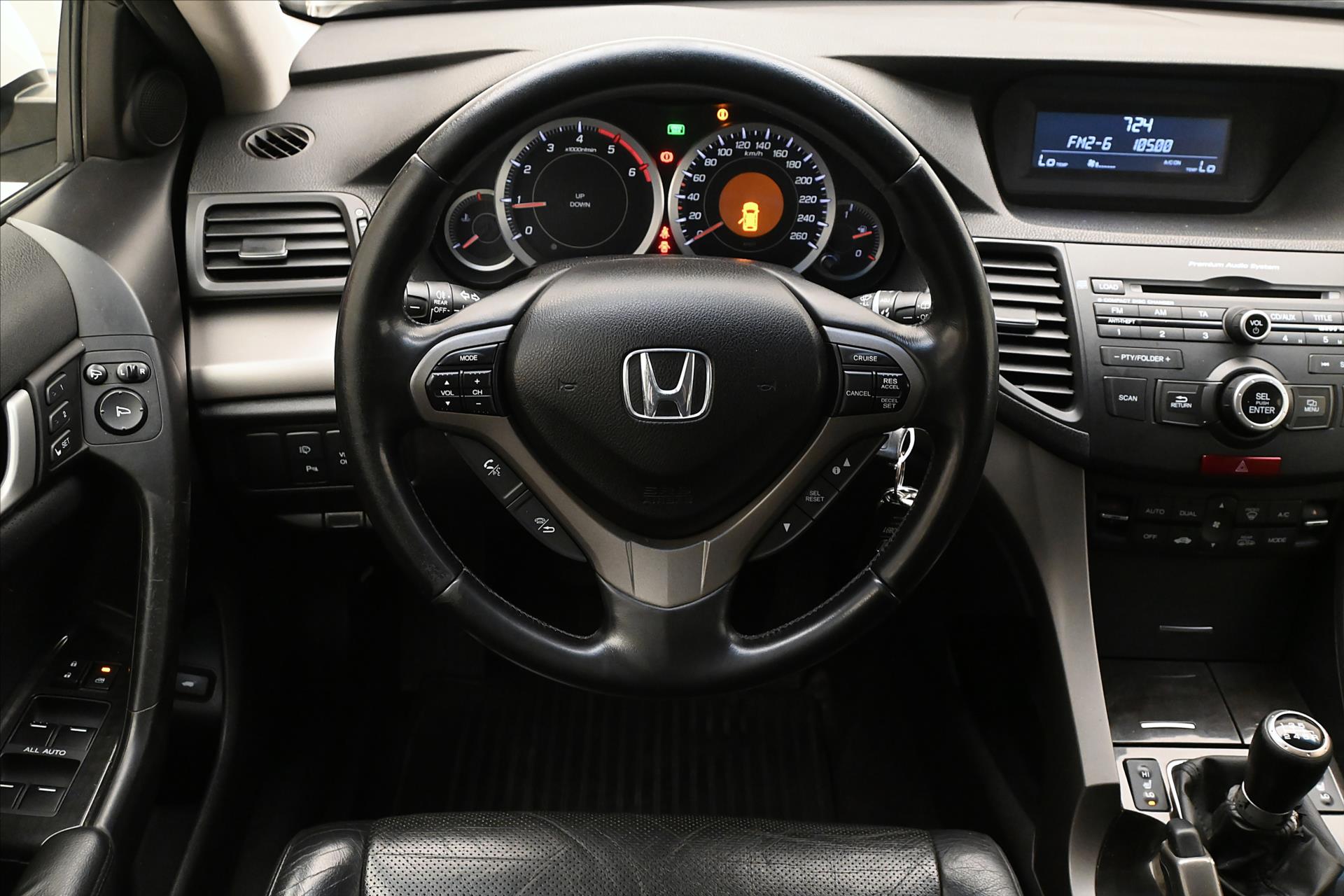Hlavní fotografie vozu Honda Accord 2,2 i-DTEC 110 kW Manuál (18)