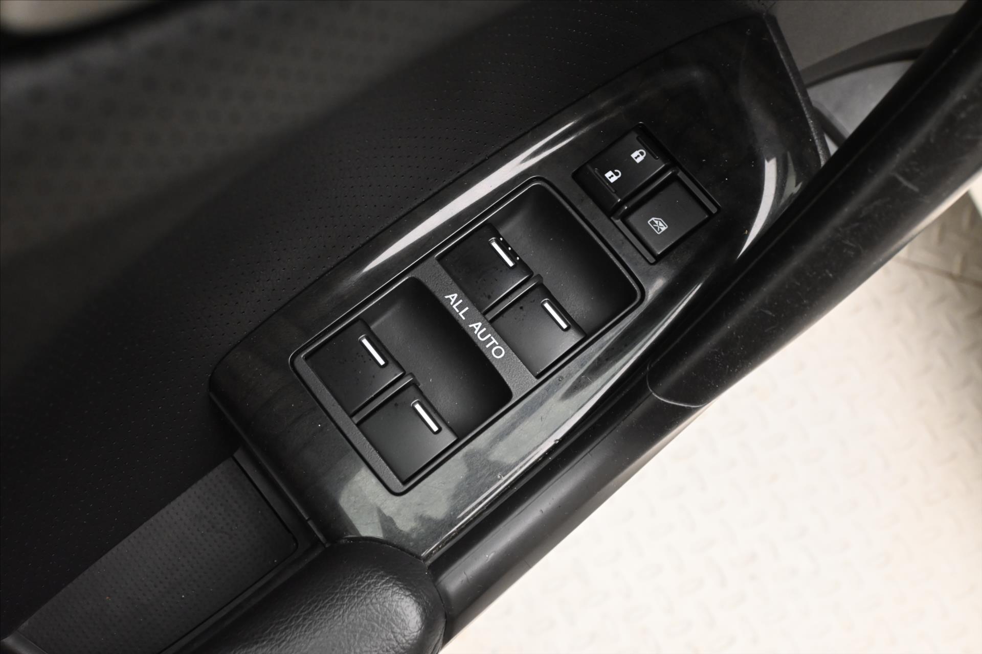 Hlavní fotografie vozu Honda Accord 2,2 i-DTEC 110 kW Manuál (23)