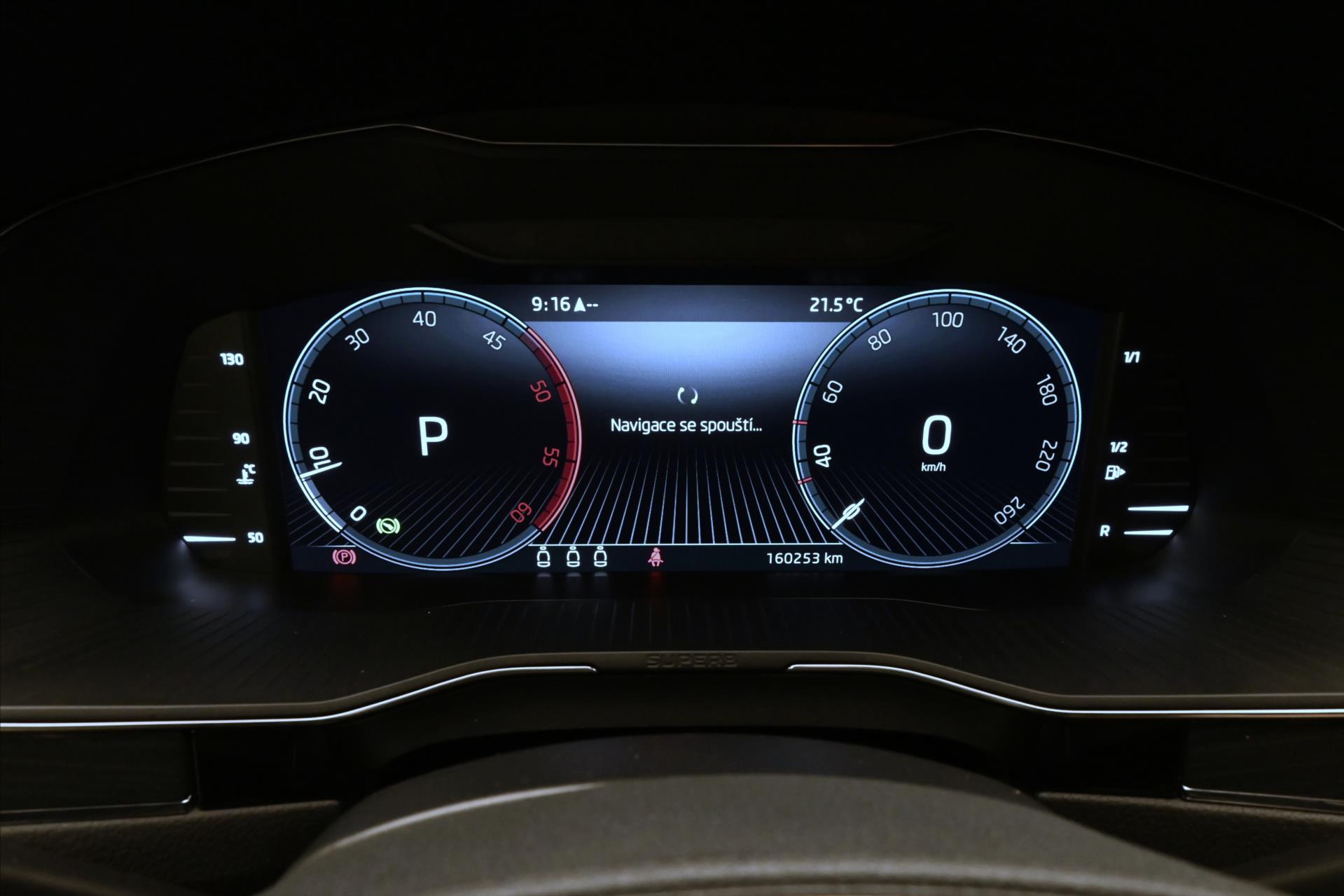 Hlavní fotografie vozu Škoda Superb 2,0 TDI 110kW DSG Style Záruka až 5 let (16)