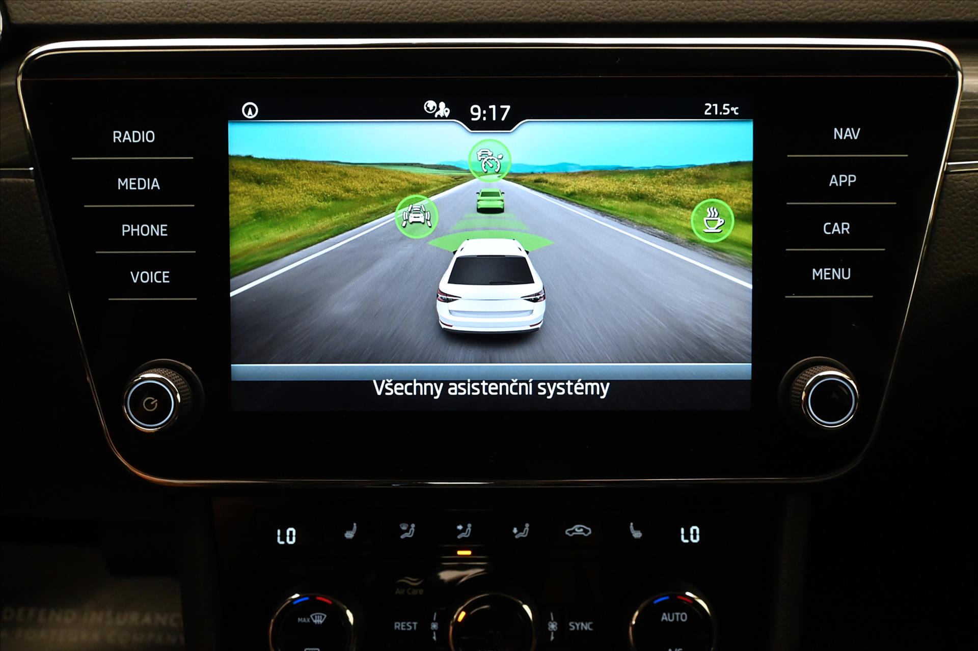 Hlavní fotografie vozu Škoda Superb 2,0 TDI 110kW DSG Style Záruka až 5 let (19)
