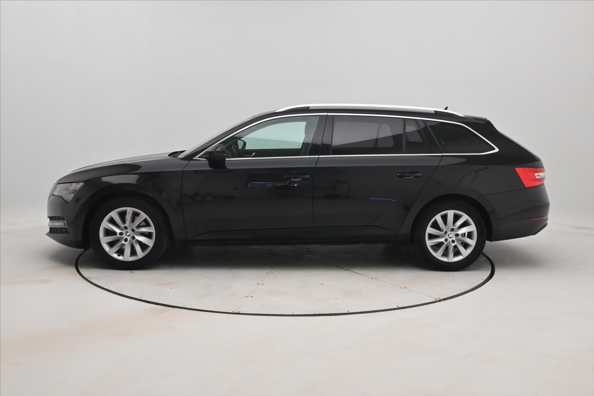Hlavní fotografie vozu Škoda Superb 2,0 TDI 110kW DSG Style Záruka až 5 let (8)