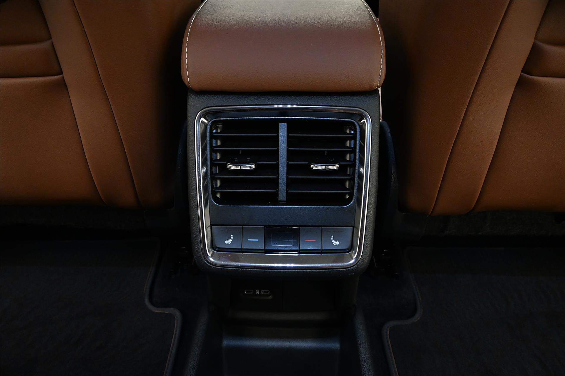 Hlavní fotografie vozu Škoda Enyaq iV 80kW 195 kW 4x4 SoH 89% Záruka až 3 roky (23)