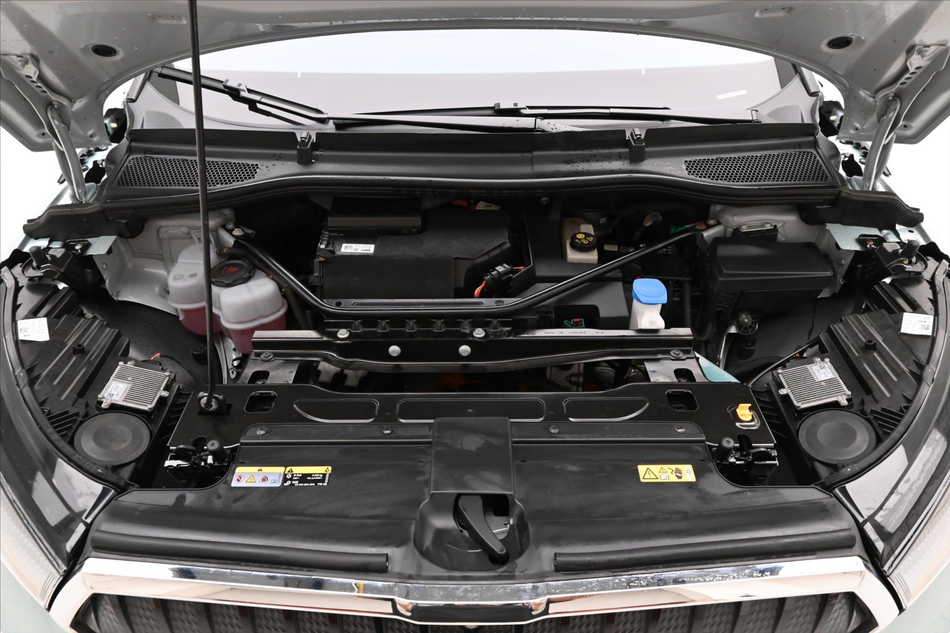 Hlavní fotografie vozu Škoda Enyaq iV 80kW 195 kW 4x4 SoH 89% Záruka až 3 roky (10)
